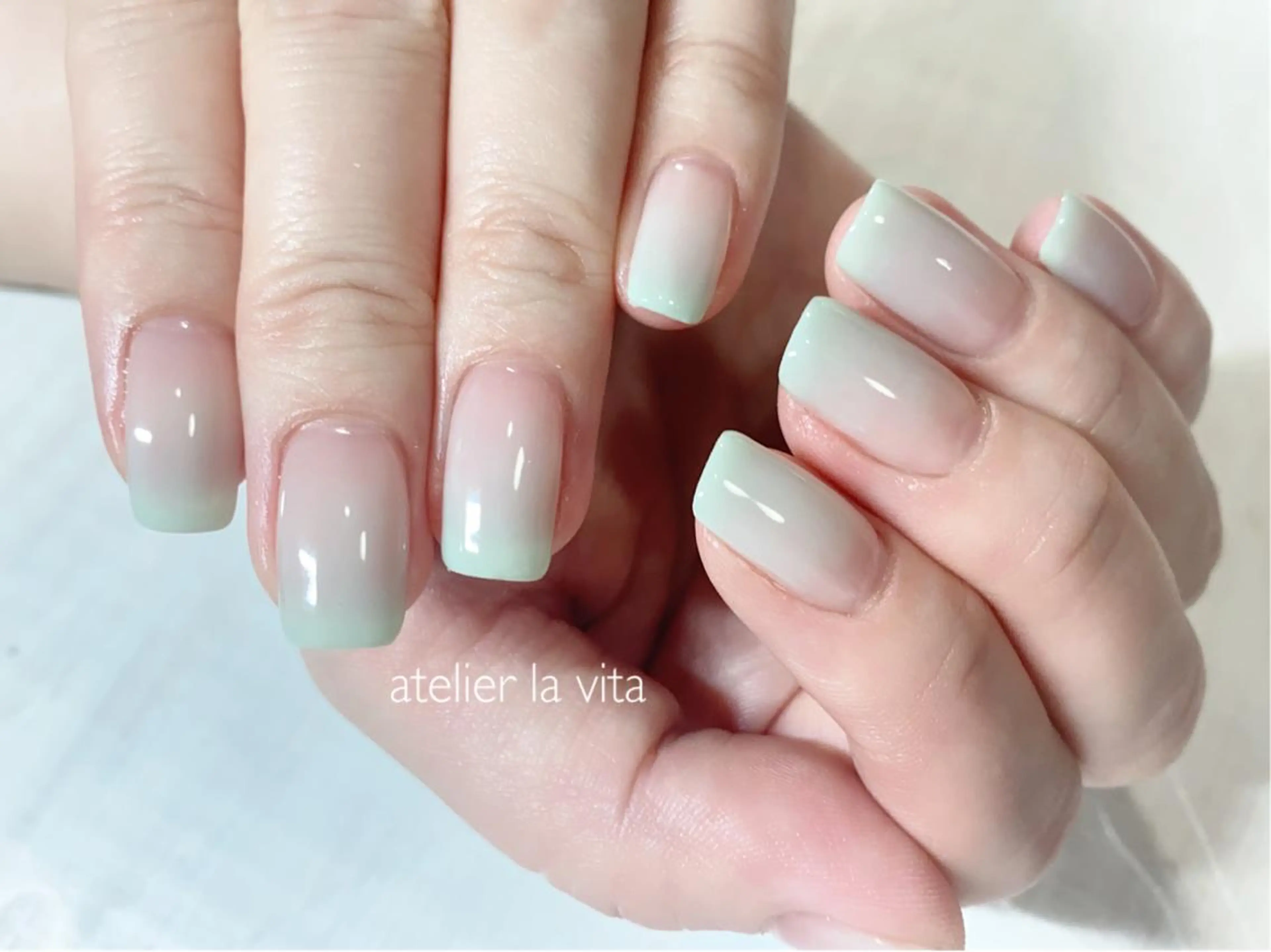 ネイル グラデーション ハンドネイル atelier la vita所属・lavita. mimuraのネイルデザイン