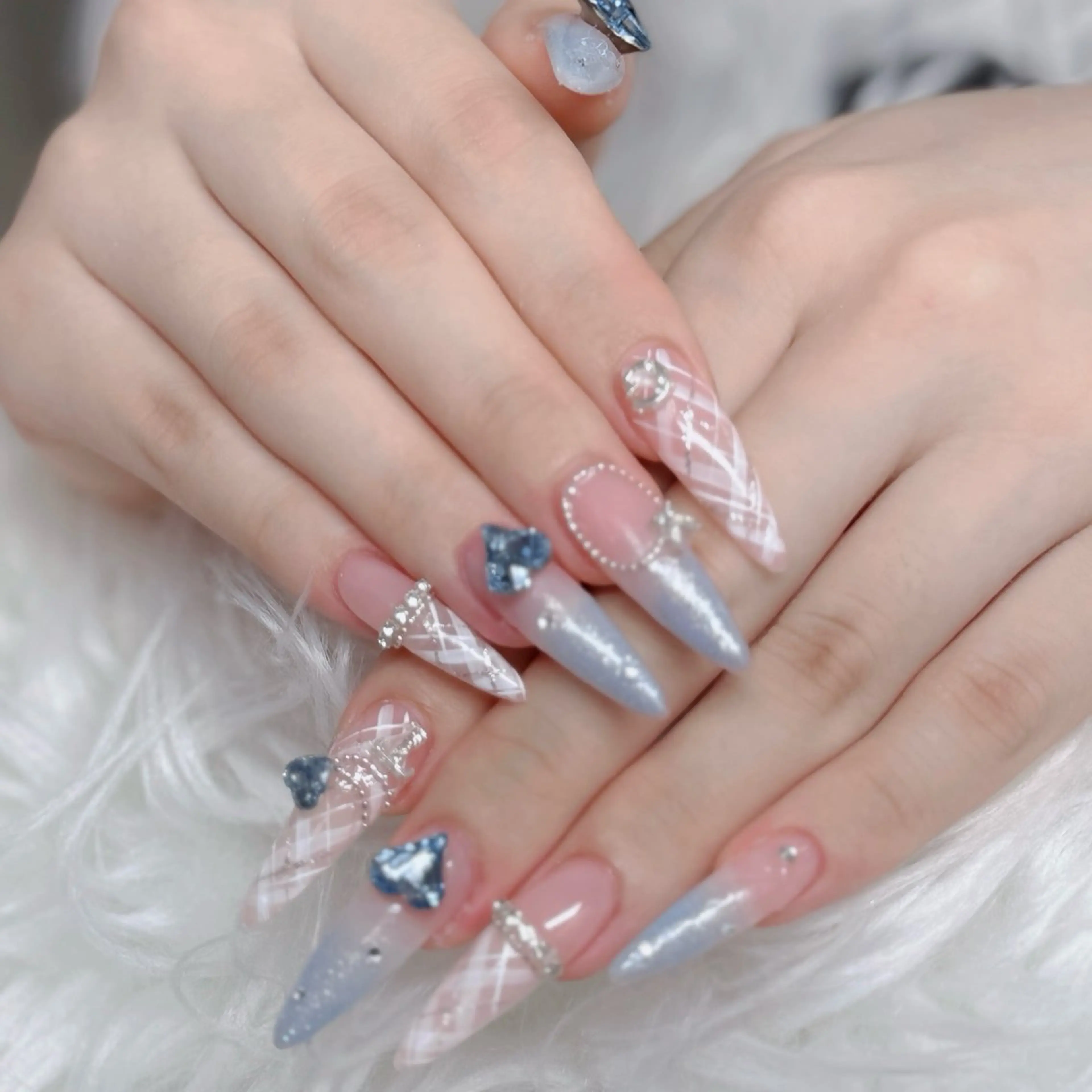 ネイル ロングネイル マグネットネイル リボン 夏ネイル スーパーロングネイル Hani nailsalonのネイルデザイン