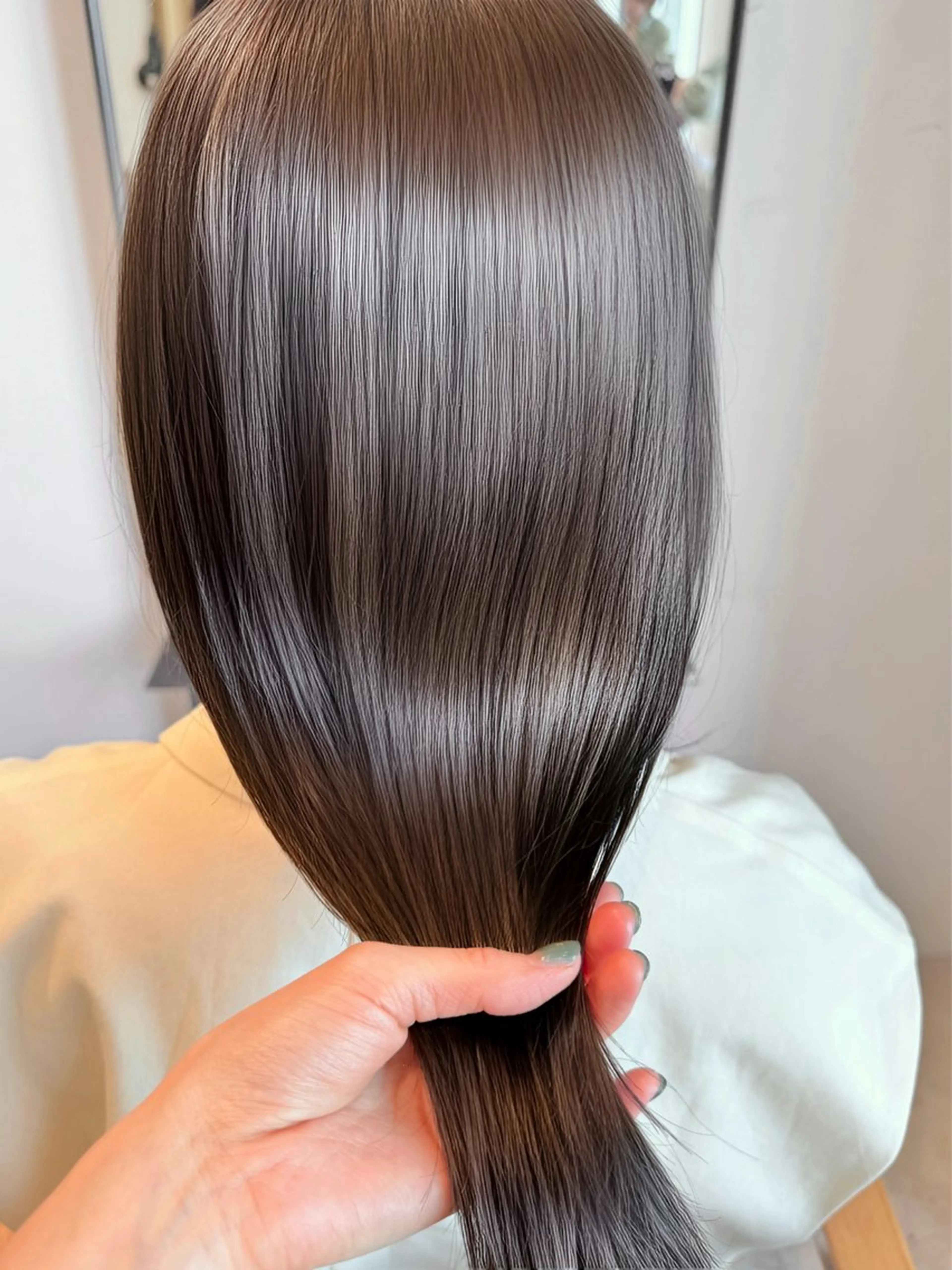 ミディアム アッシュ アッシュグレー アッシュグレージュ 髪質改善 カット ヘアカラー 縮毛矯正 髪質改善/透明感カラ ー🫧mizukiのヘアスタイル