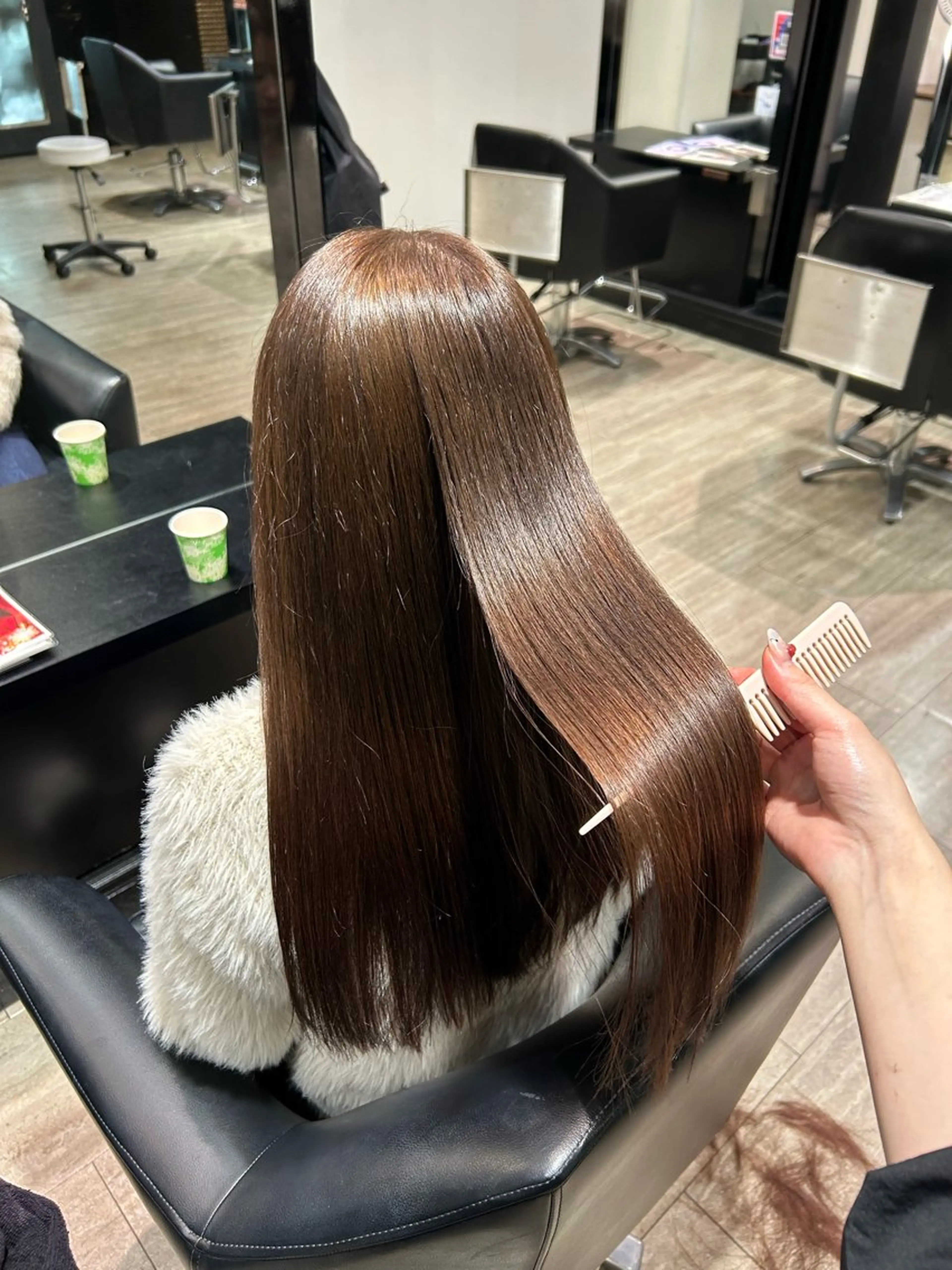 ロング ヘアカラー トリートメント ishizuka toaのヘアスタイル