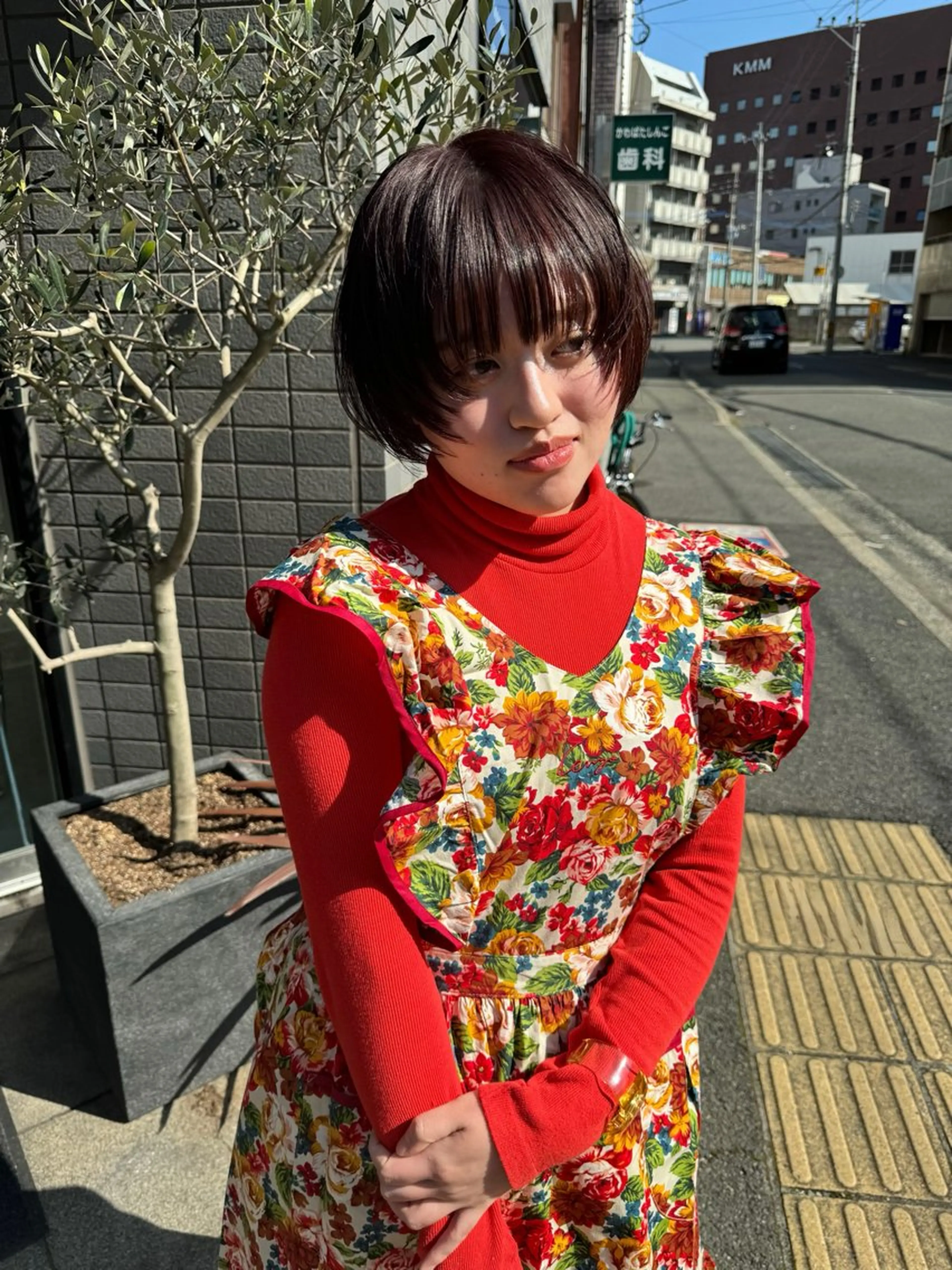 ショート カラー カット 縮毛矯正 トリートメント (h)wim ウィムのヘアスタイル