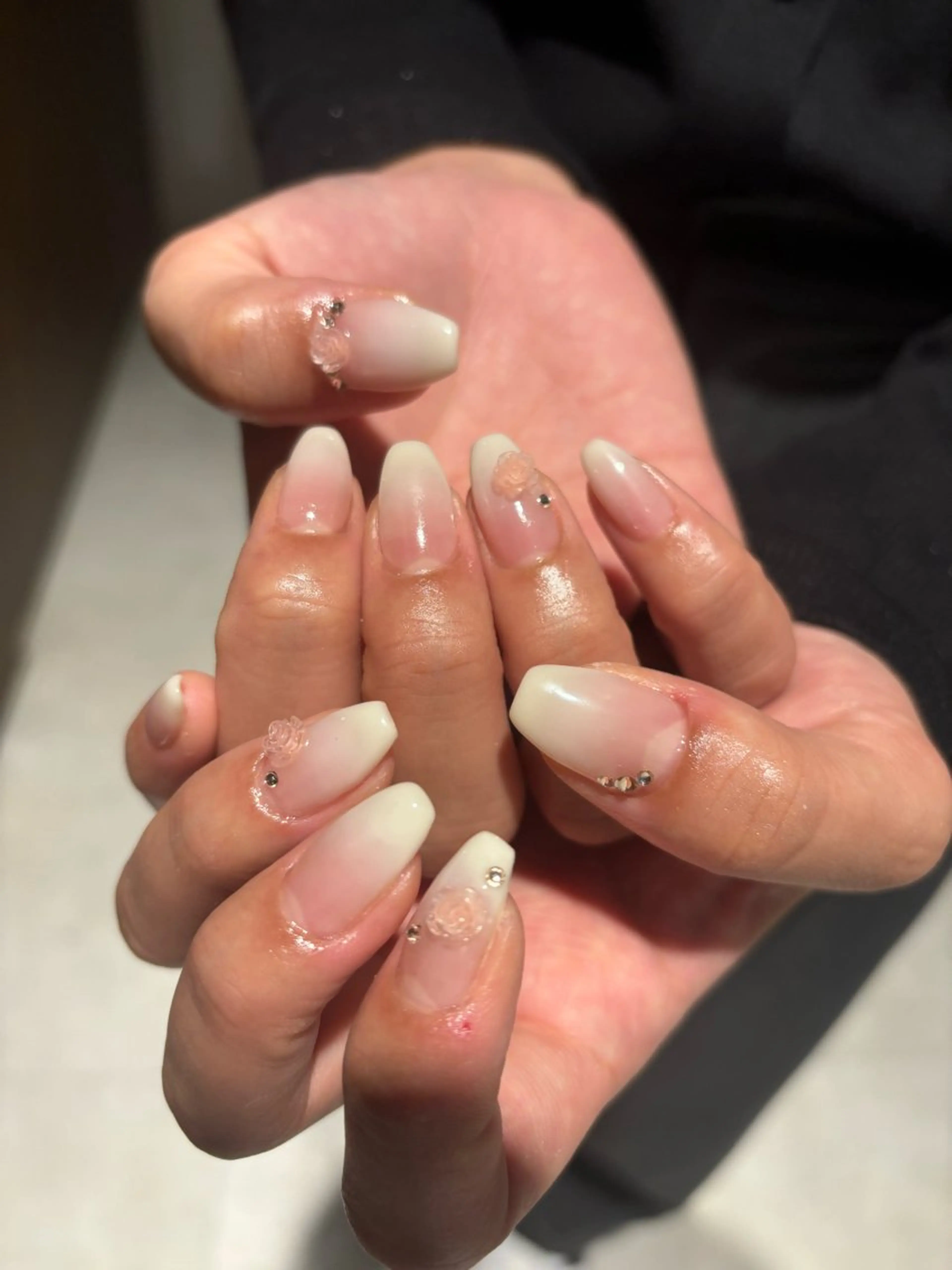 ネイル ストーンネイル ハンドネイル LICO HAIR＆RELAXATION所属・Lico Ryoのネイルデザイン