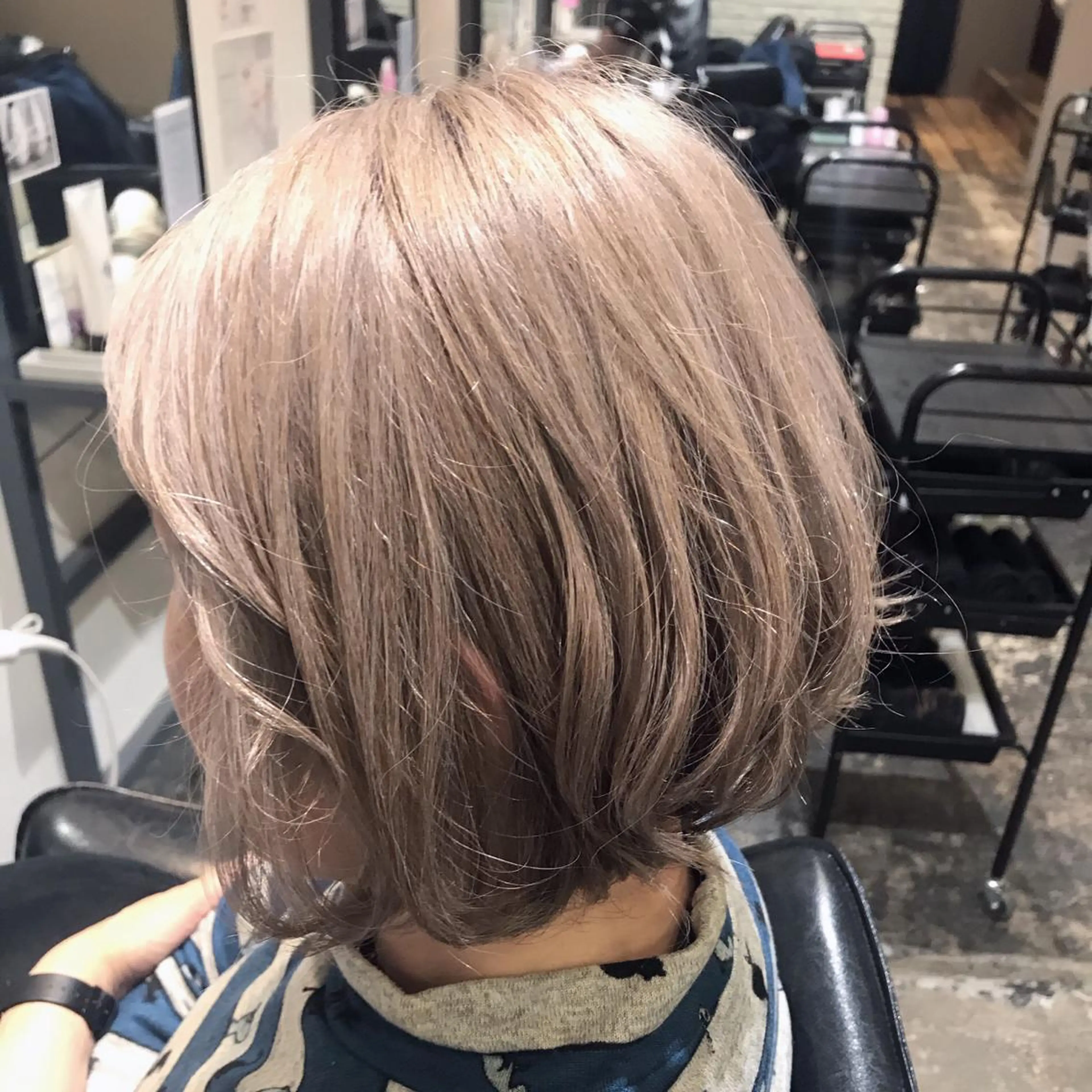 ショート カラー TRUCK トラックのヘアスタイル