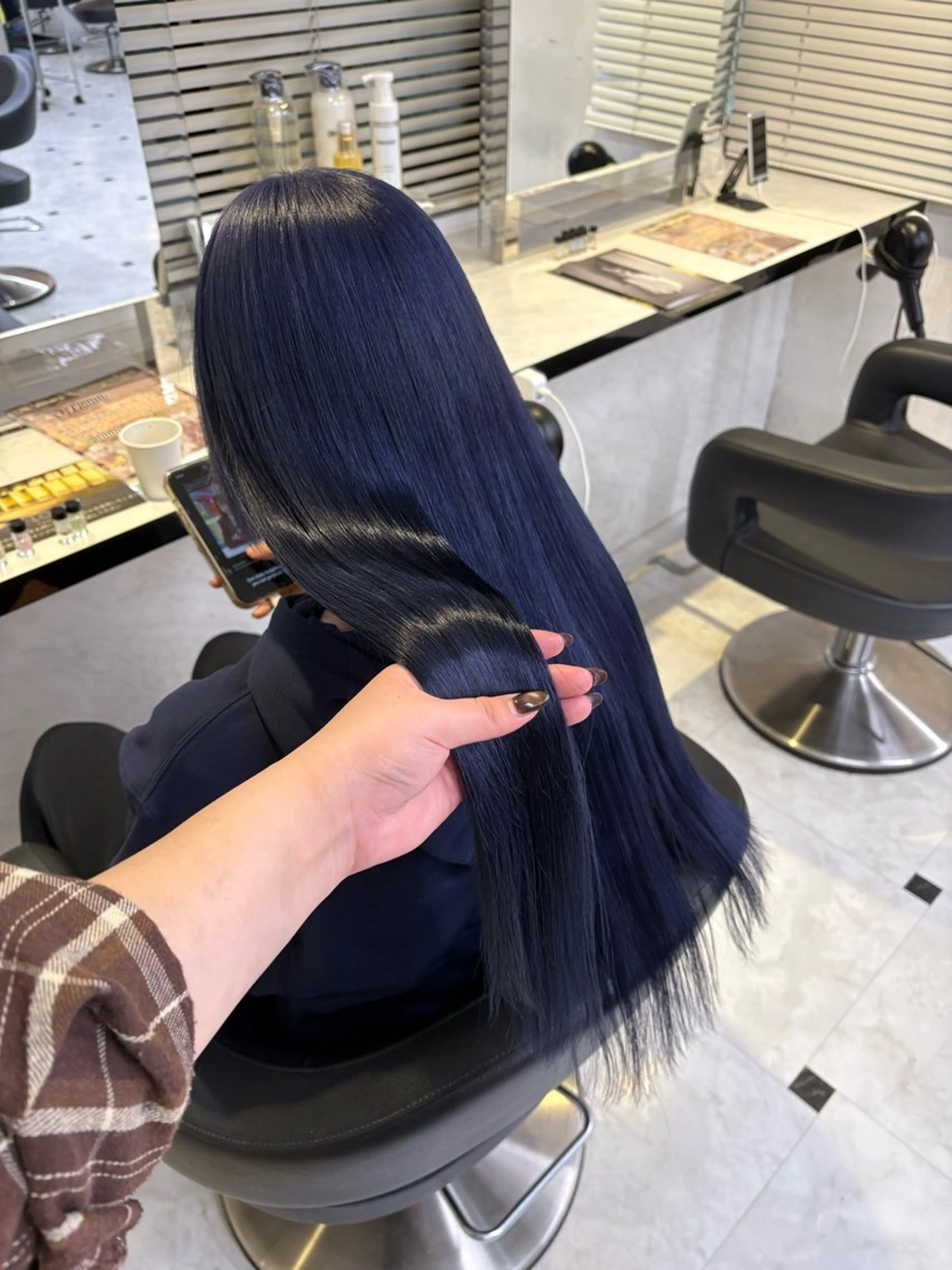 ロング カラー ヘアカラー トリートメント 透明感ベージュカラー ♡上野♡AIのヘアスタイル