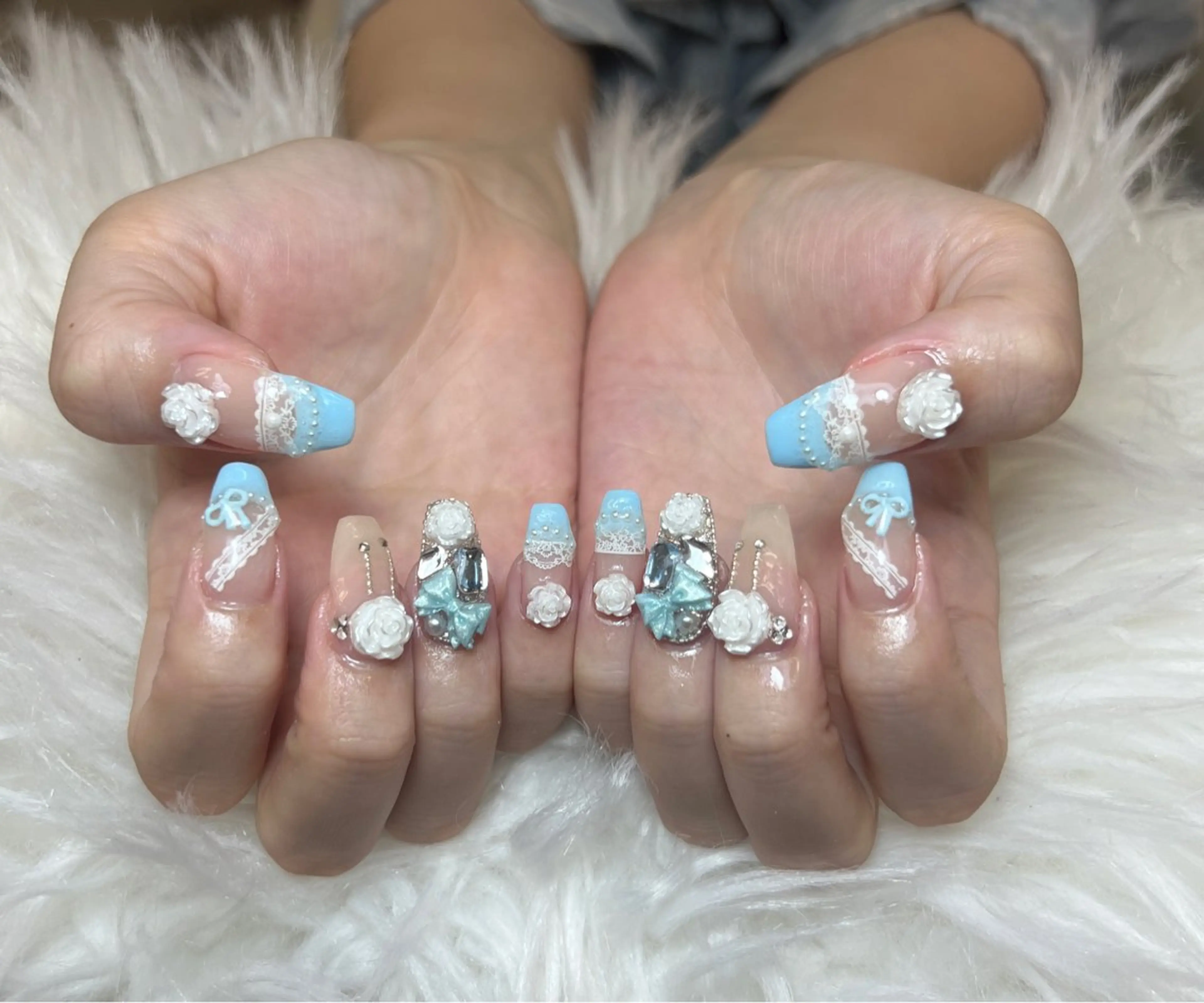 ネイル アートネイル オーロラネイル チークネイル 長さ出し フットネイル Noiranail_ studio所属・Noiranail_ studioのネイルデザイン