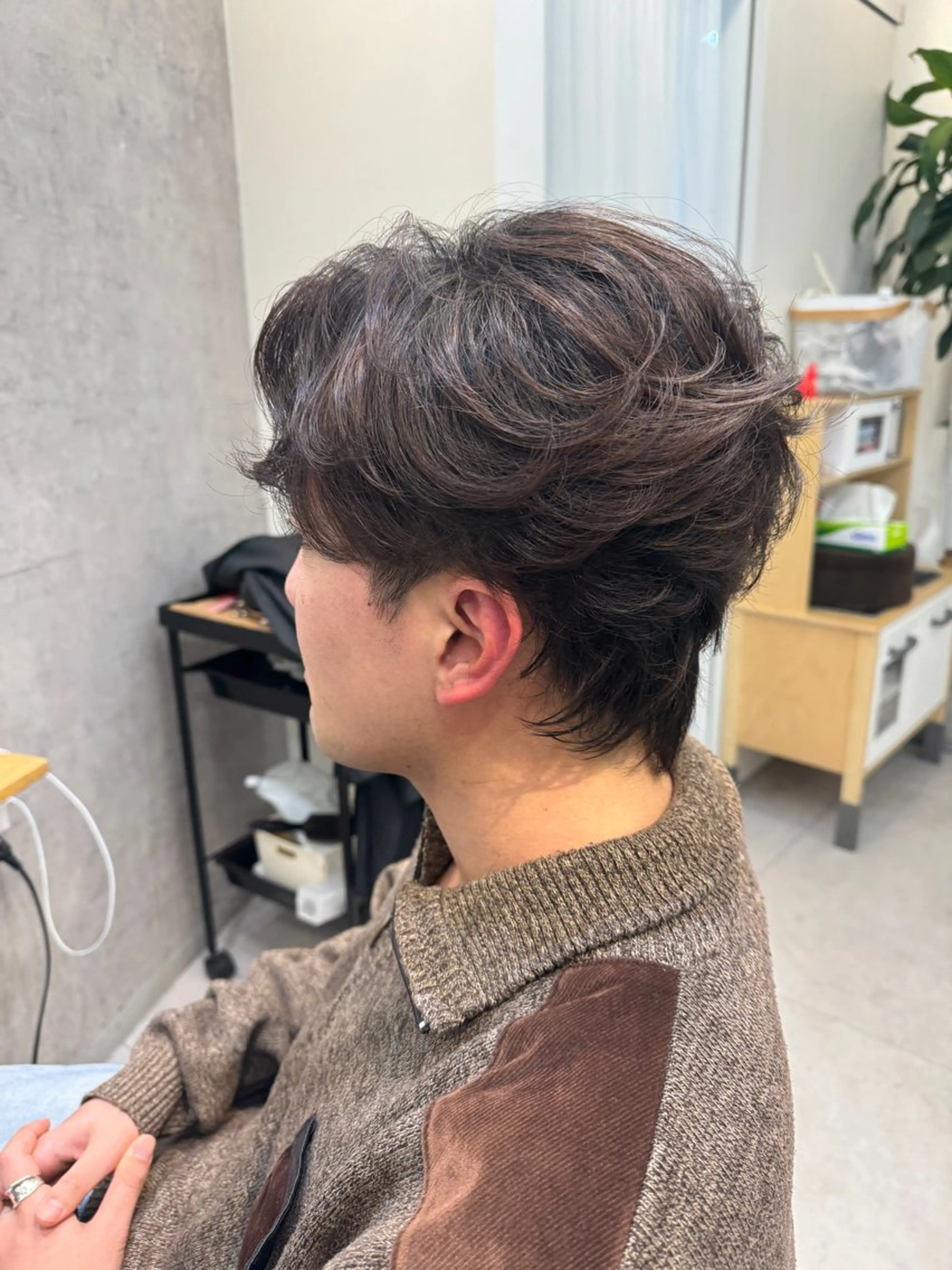 ミディアム パーマ メンズ ミディアムパーマ フェザーパーマ メンズパーマ カット パーマ トリートメント Dxxxx III所属・女性目線の大人 メンズ*Ayakaのヘアスタイル