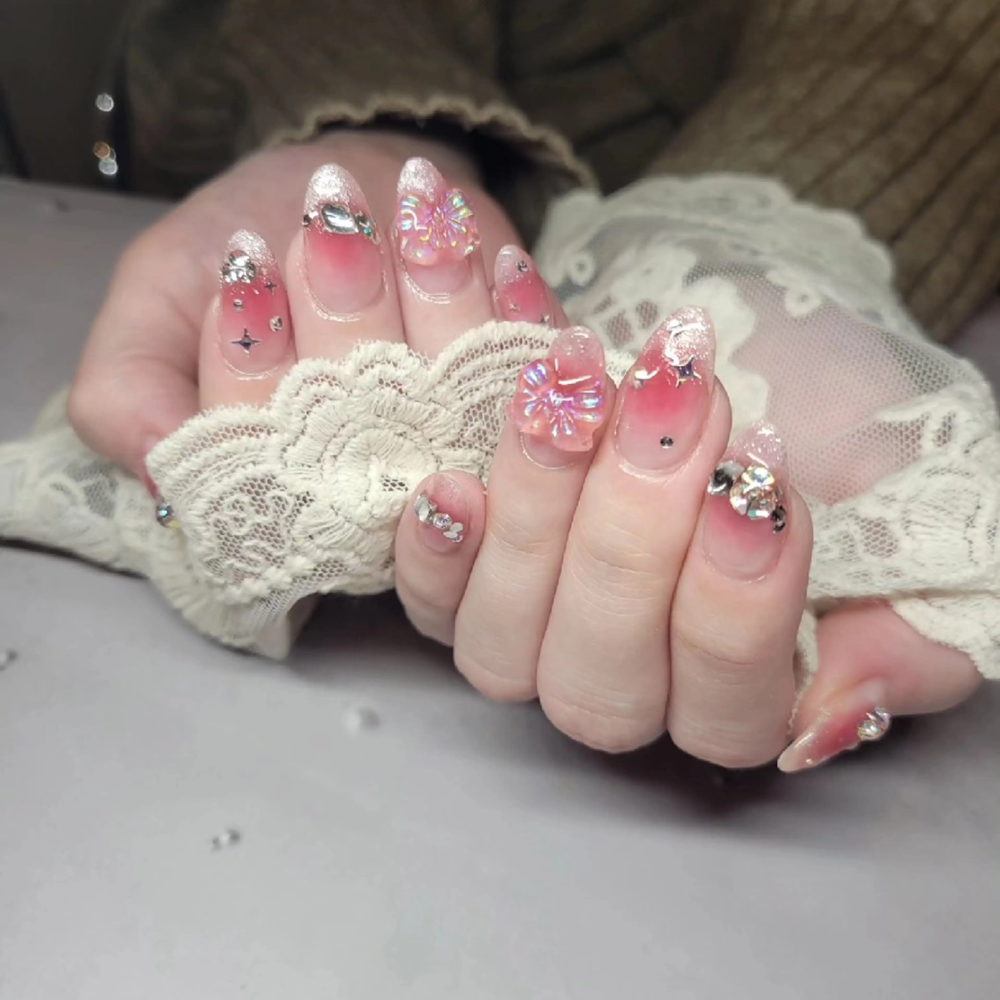 ネイル チークネイル ジェルネイル グラデーション キラキラネイル マグネットネイル Nail salon Coco所属・Nail salon Coco【溝の口駅】のネイルデザイン