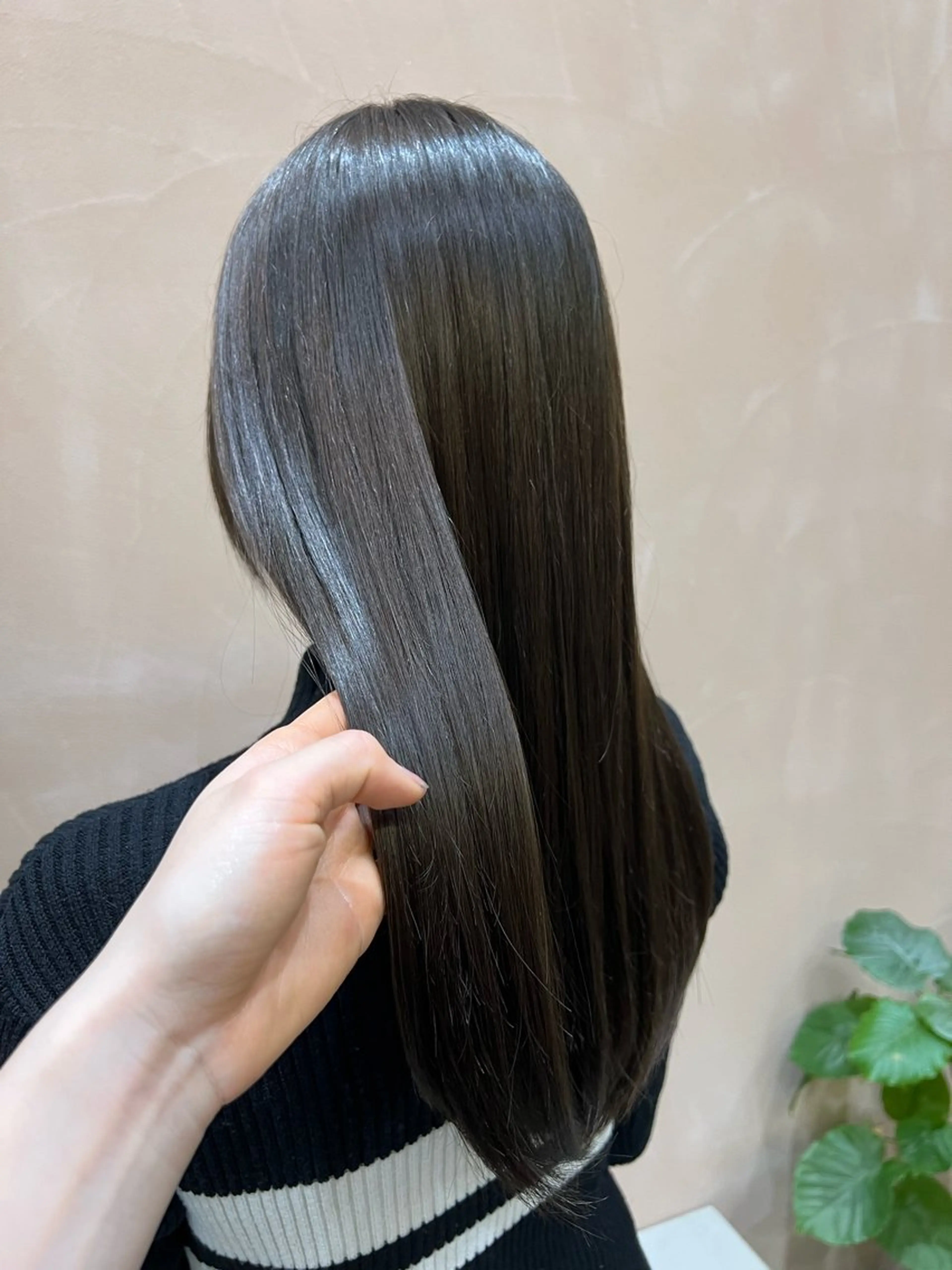 ロング カラー ベージュカラー グレージュ オリーブベージュ オリーブグレージュ オリーブグレー ヘアカラー トリートメント 透明感/明るめ ヘア/kazui🐈のヘアスタイル