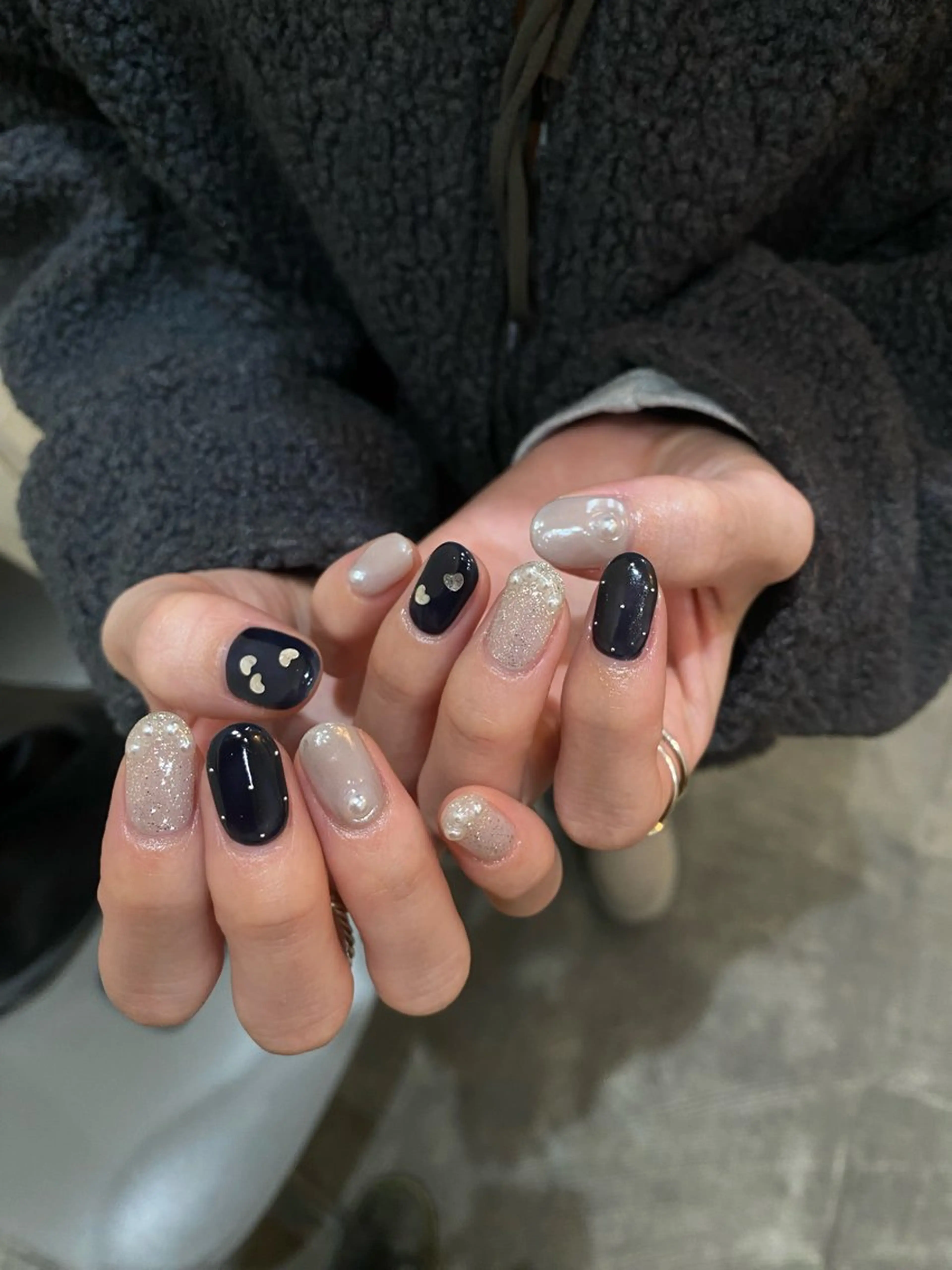 ネイル ハート ネイビー nable.所属・望月 実莉のネイルデザイン