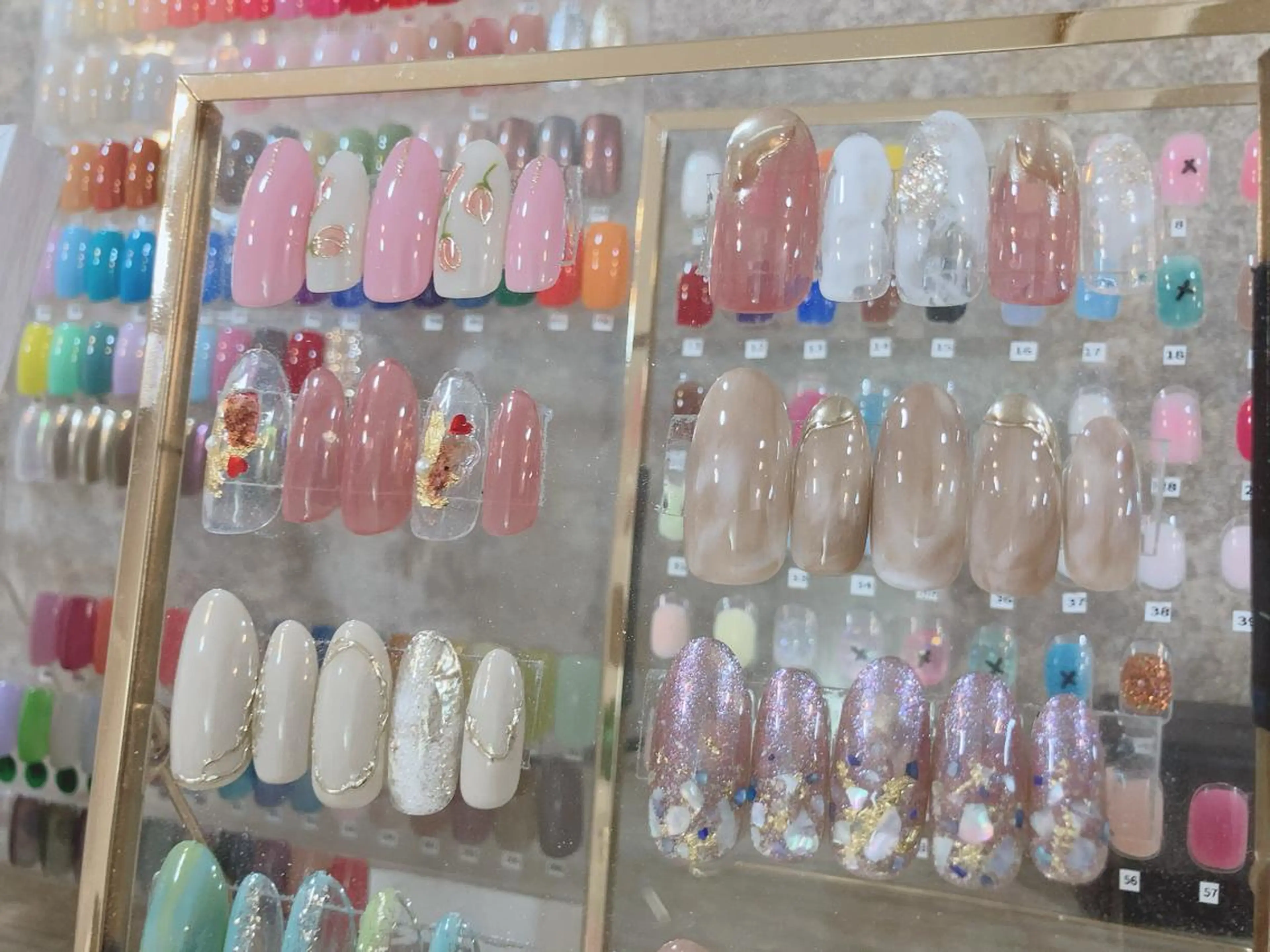 ネイル LIBEA所属・LIBEA ：nail＆eyeのマツエク・マツパデザイン