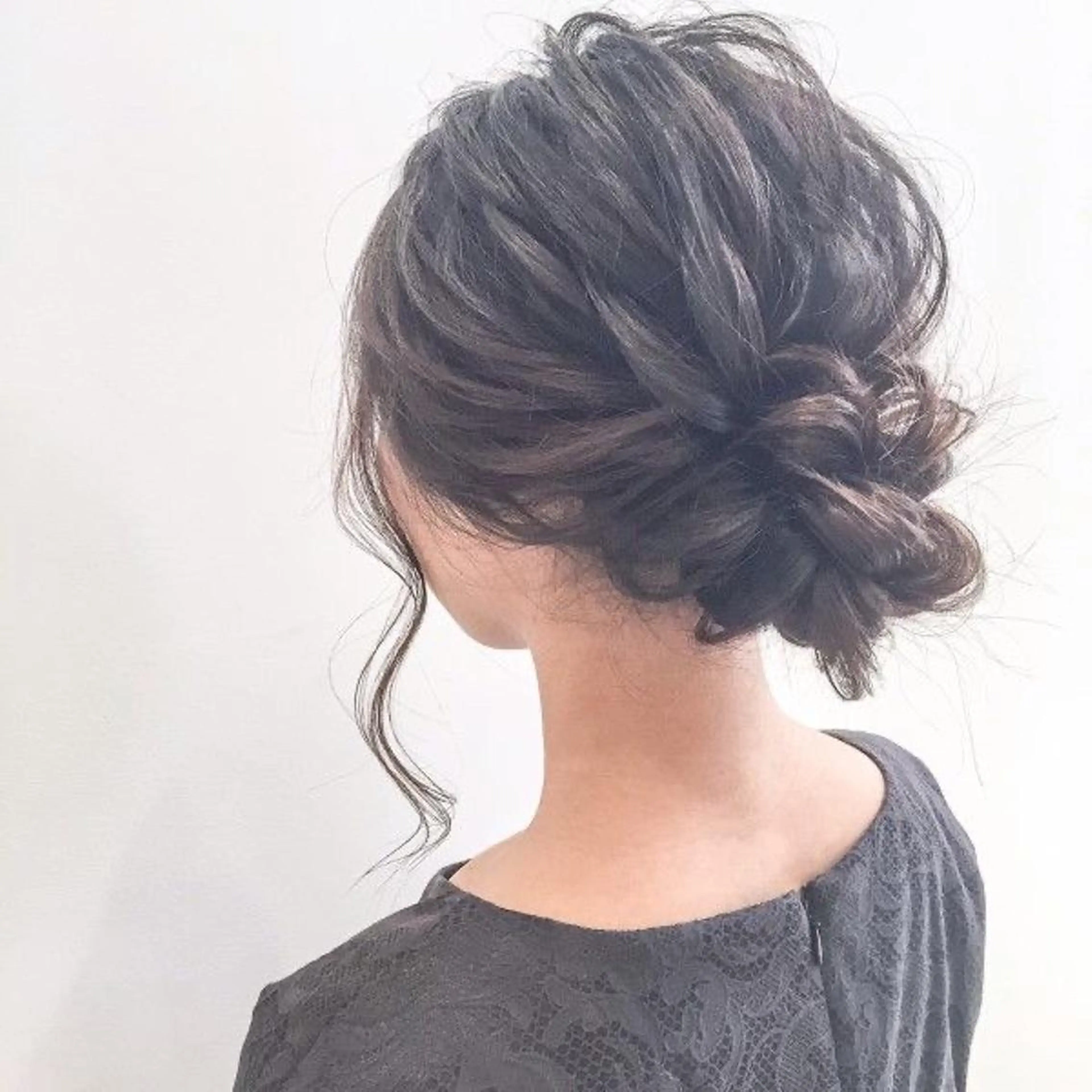 ミディアム ヘアアレンジ ヘアセット 💚ミヤマ アンナ☘️のヘアスタイル