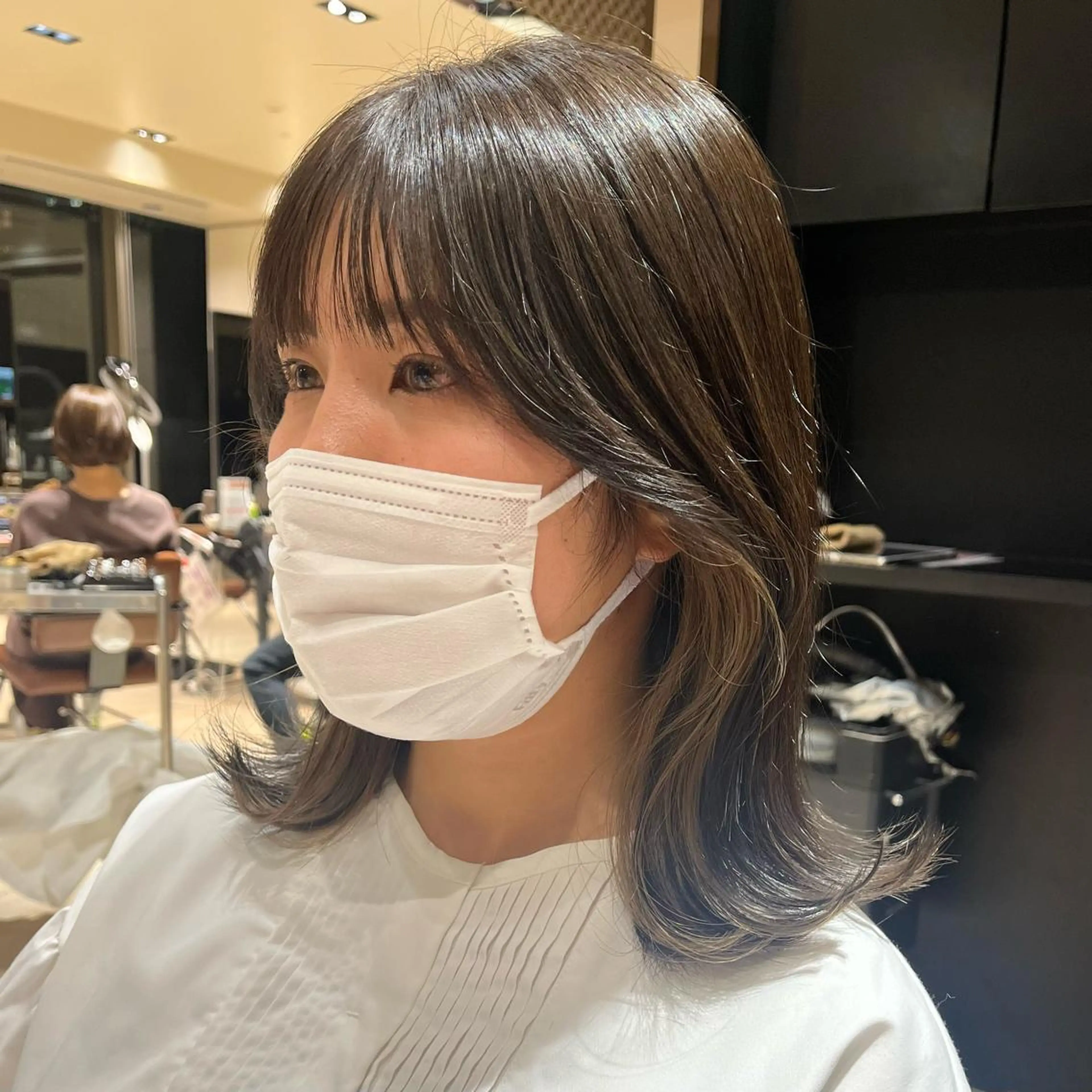 ミディアム カラー イヤリングカラー くびれヘア 早朝セット☀️ レイヤー/Momoのヘアスタイル