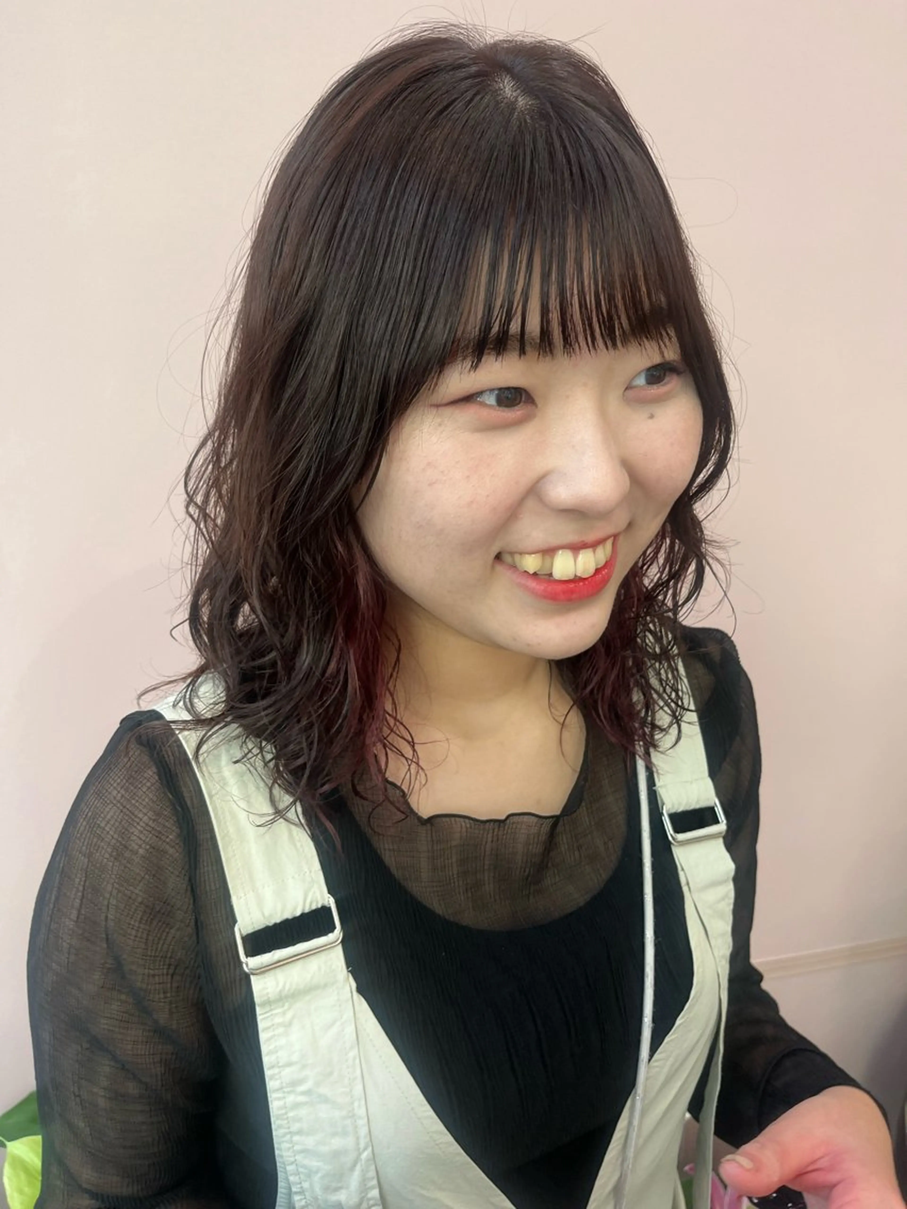 ミディアム カラー ブラウンカラー イヤリングカラー ピンクカラー parc hair 🛝【honoka】のヘアスタイル