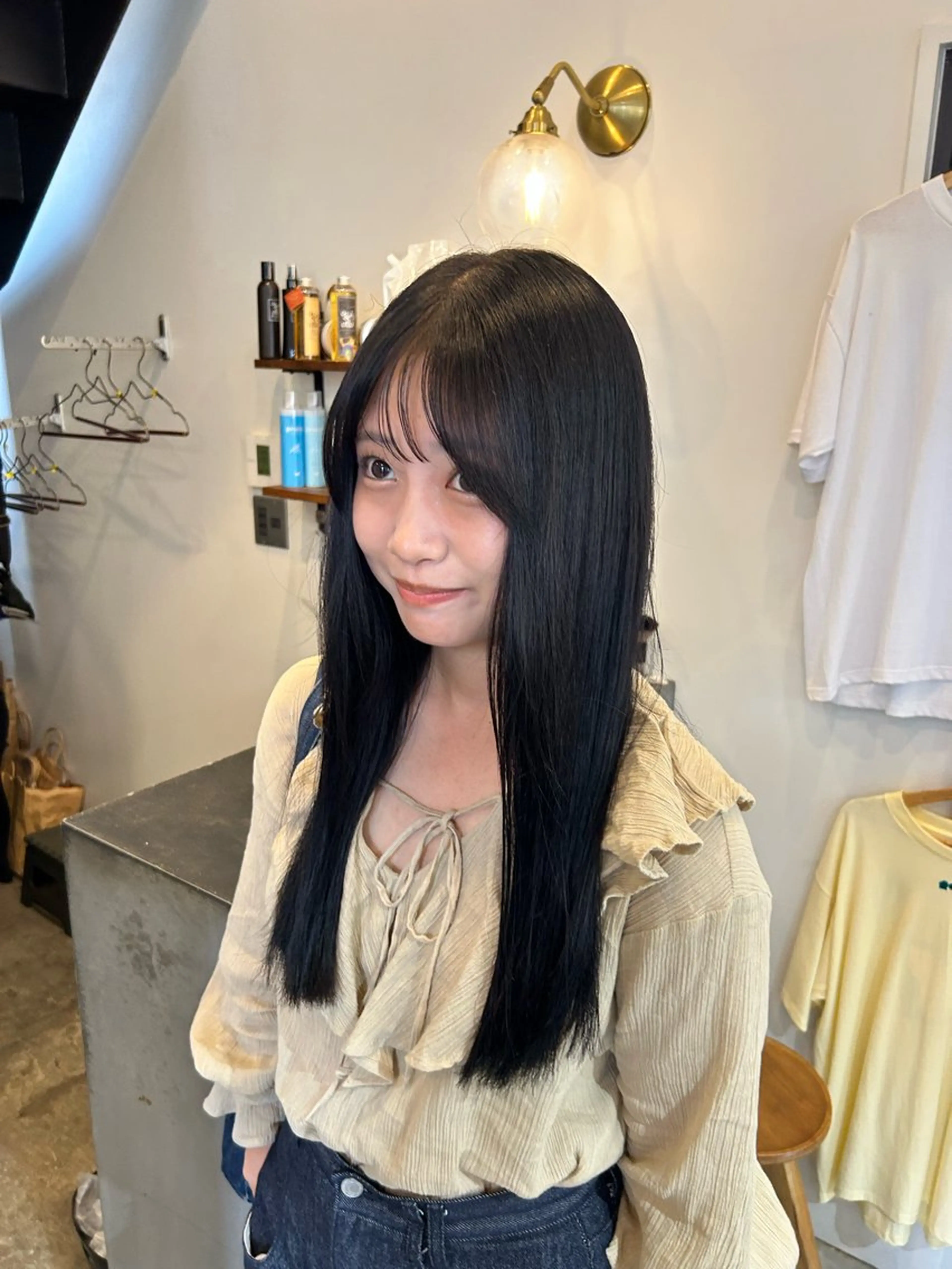 ロング ヘアカラー トリートメント 新貝楓🌀 透明感カラーのヘアスタイル
