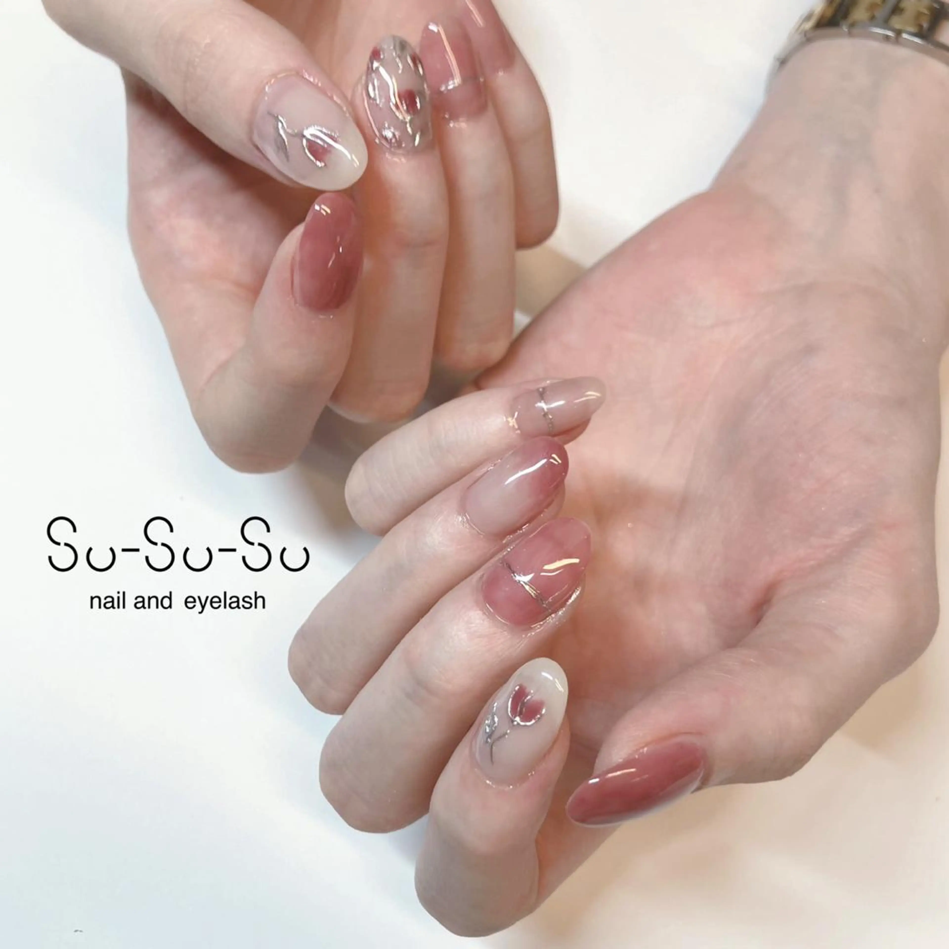 ミディアム ハンドネイル sususu. shiomiのネイルデザイン