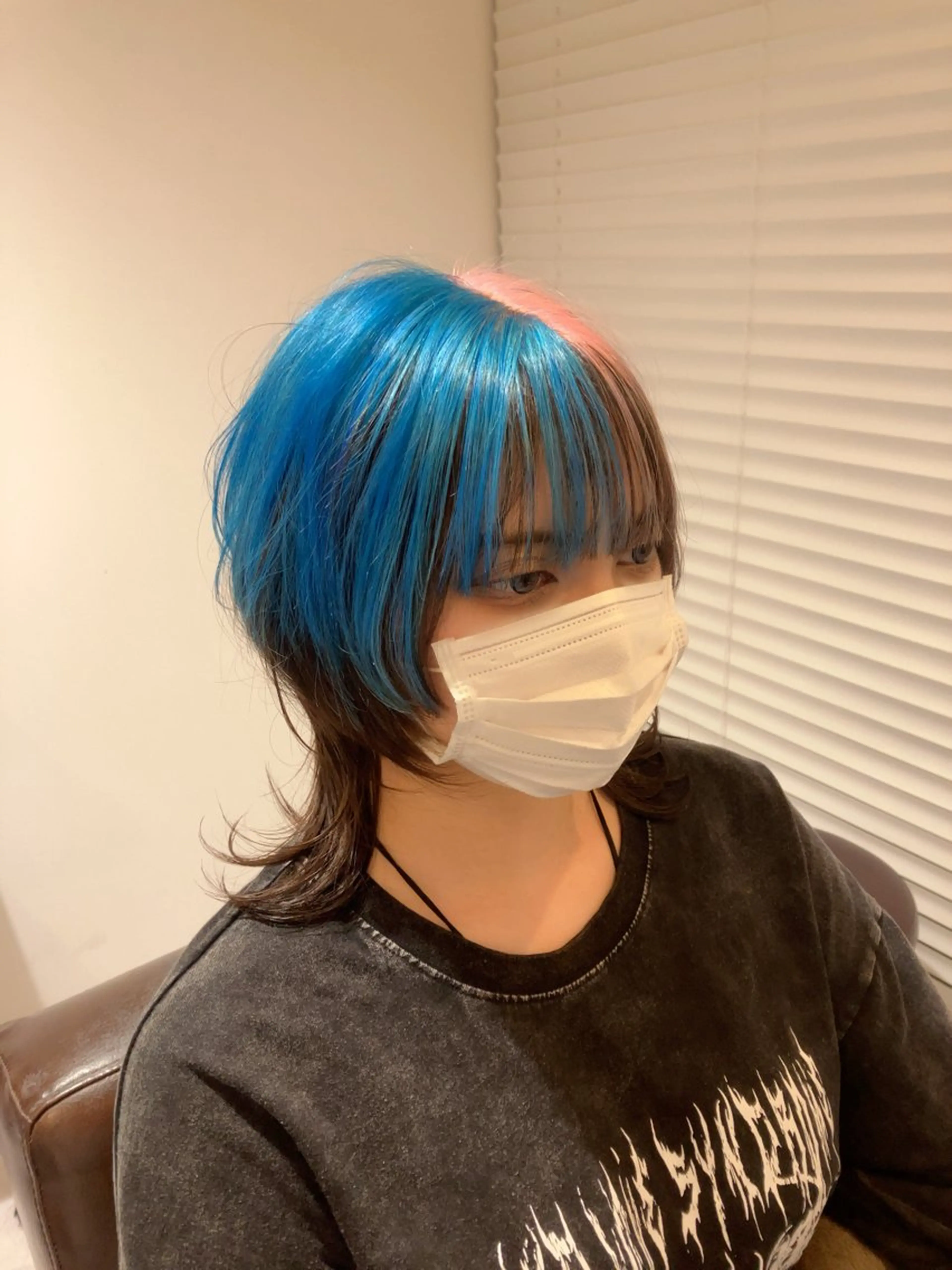 ミディアム ハイレイヤー レイヤーカット ウルフカット ウルフレイヤー SEA BELLE YASUのヘアスタイル