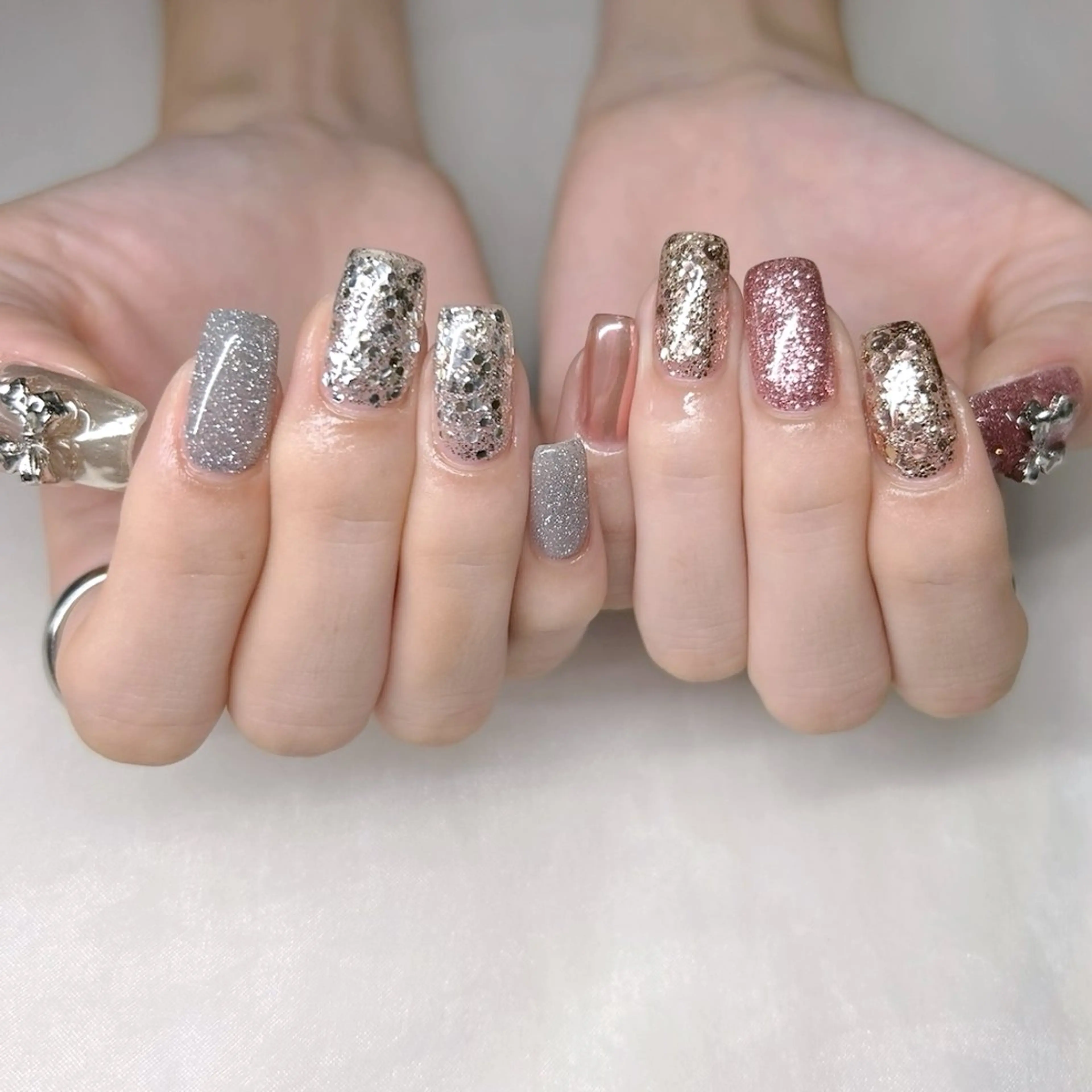 ネイル フラッシュネイル ミラーネイル ハンドネイル newi nail 京橋🎀Ranzeのネイルデザイン