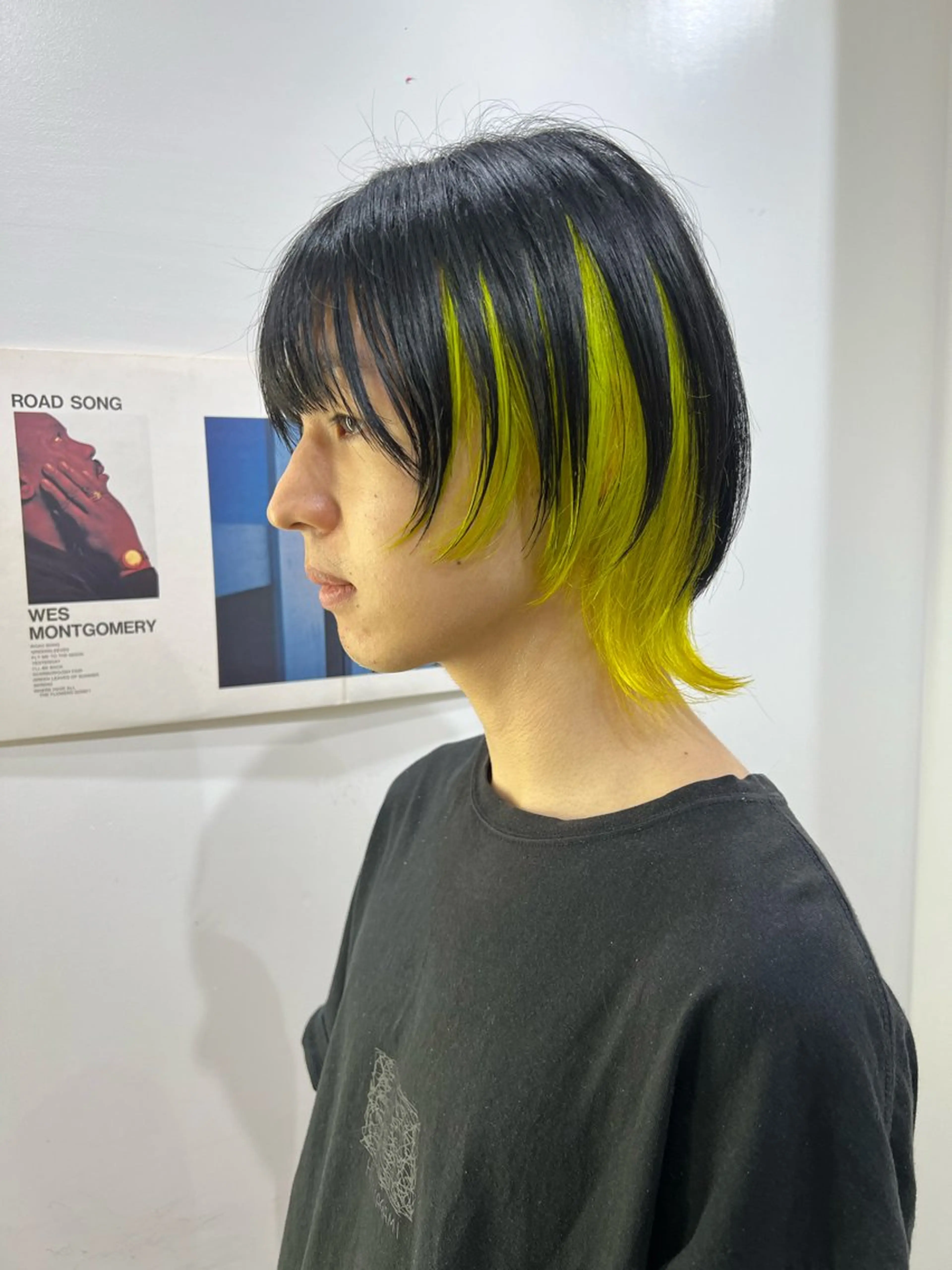 ミディアム カット ヘアカラー 💥ウルフカット デザインあんな💥のヘアスタイル