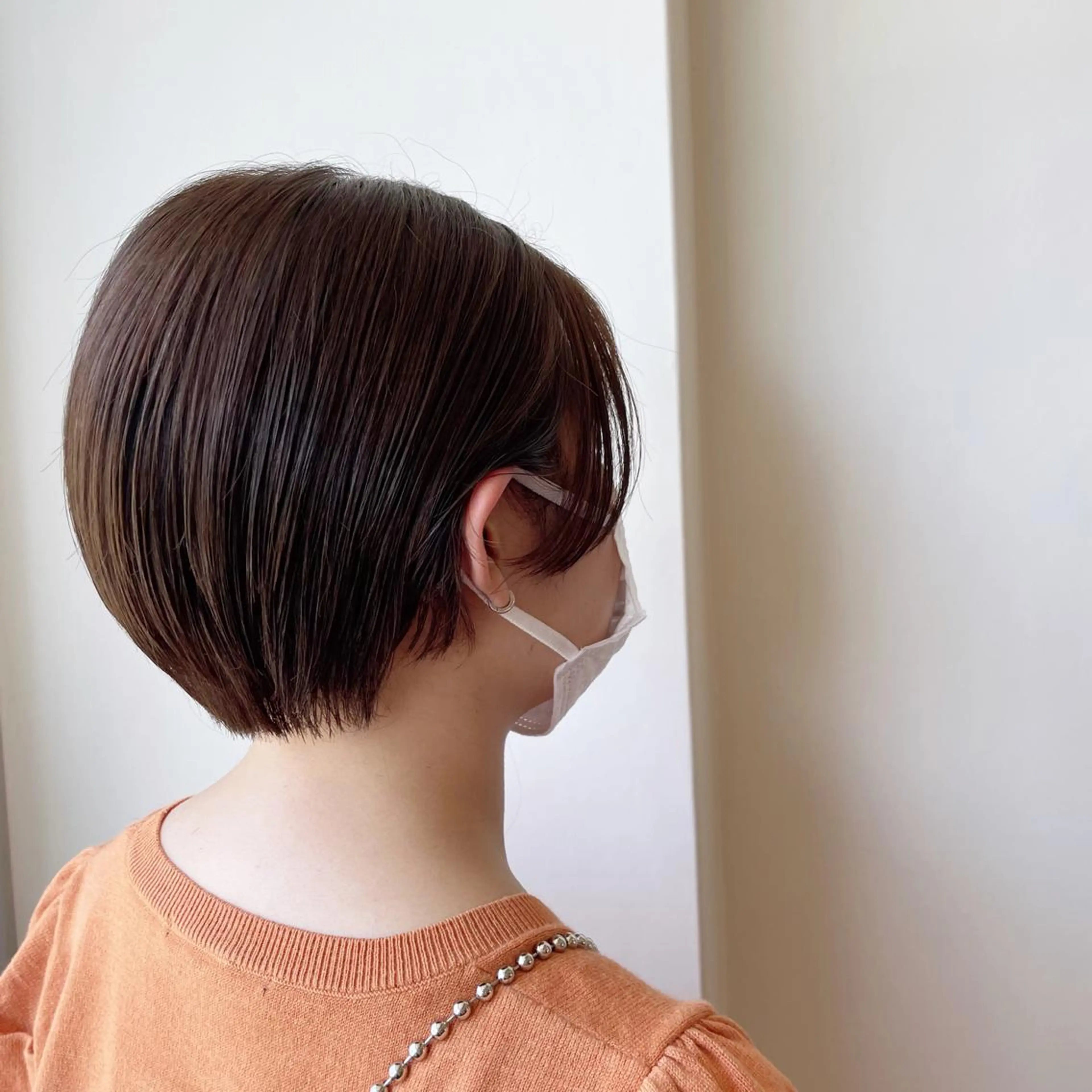 ショート カラー 丸みショート ベージュカラー オリーブベージュ ショートヘア カット ヘアカラー トリートメント ボブウルフ／ボブ Satsukiのヘアスタイル