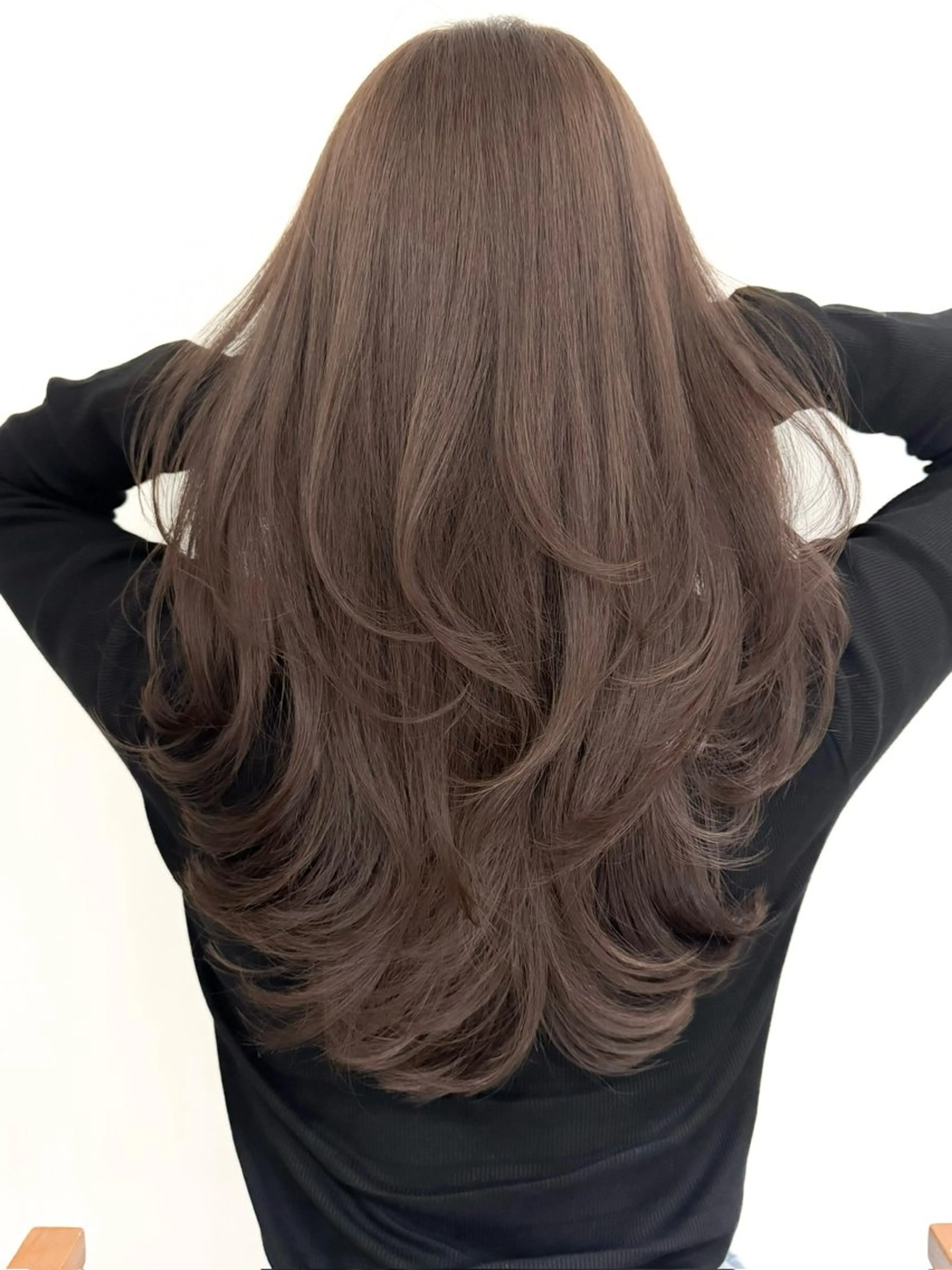 ロング ヘアカラー トリートメント 🍁ベージュカラー/ レイヤーカット/涼のヘアスタイル