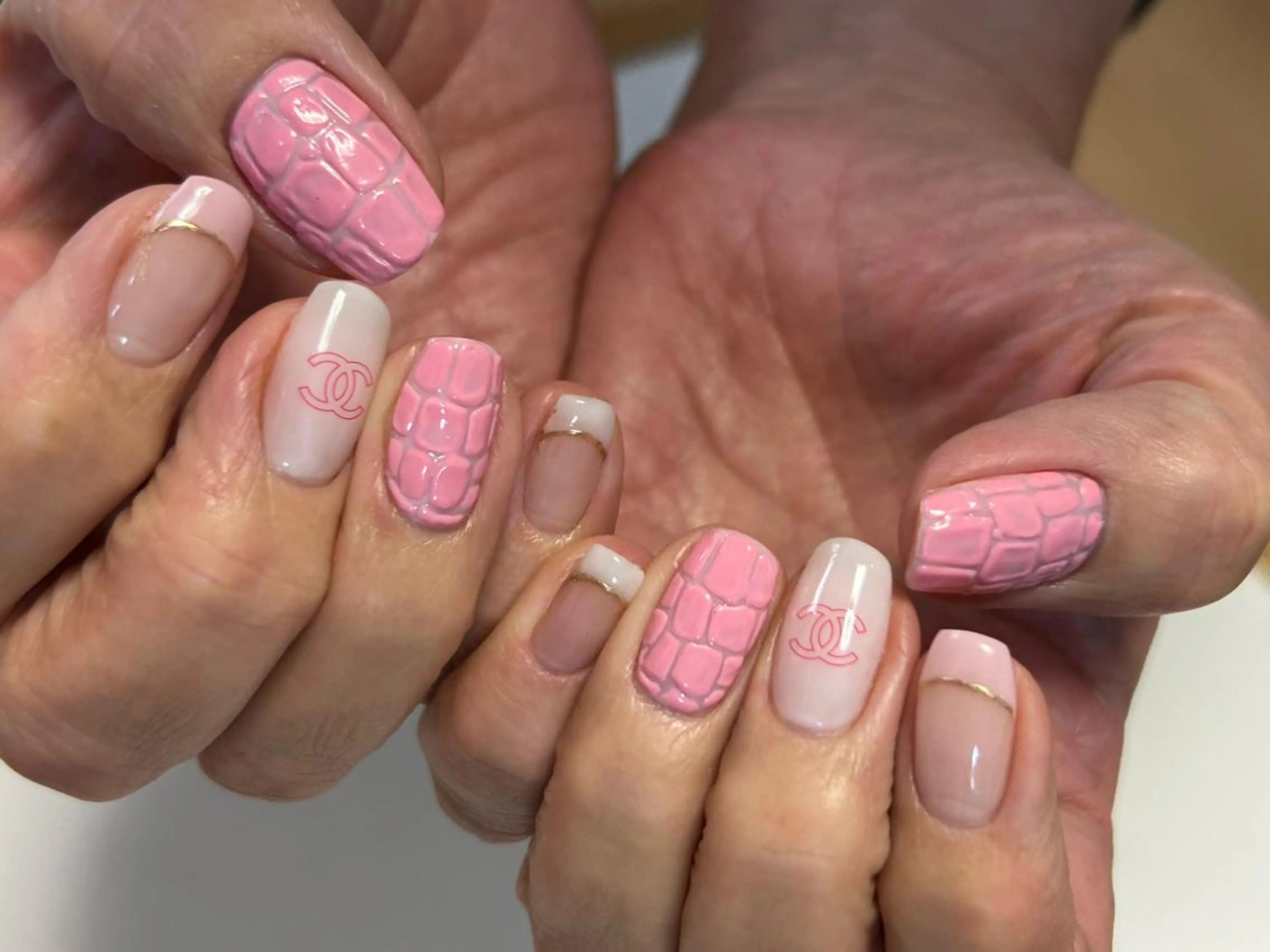 ネイル ハンドネイル 大崎 奈々のネイルデザイン