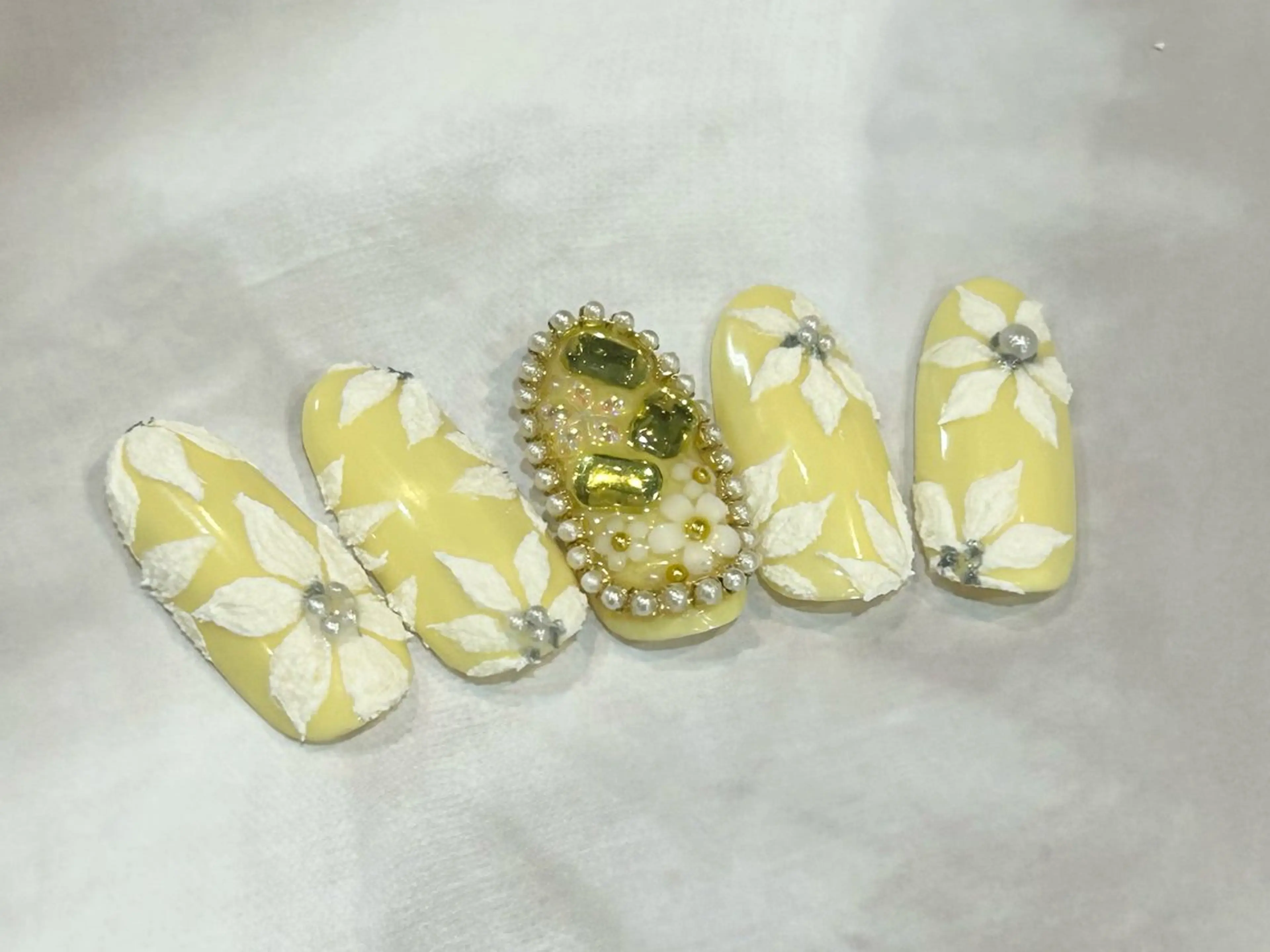 ネイル ハンドネイル Lusso Nozomiのネイルデザイン