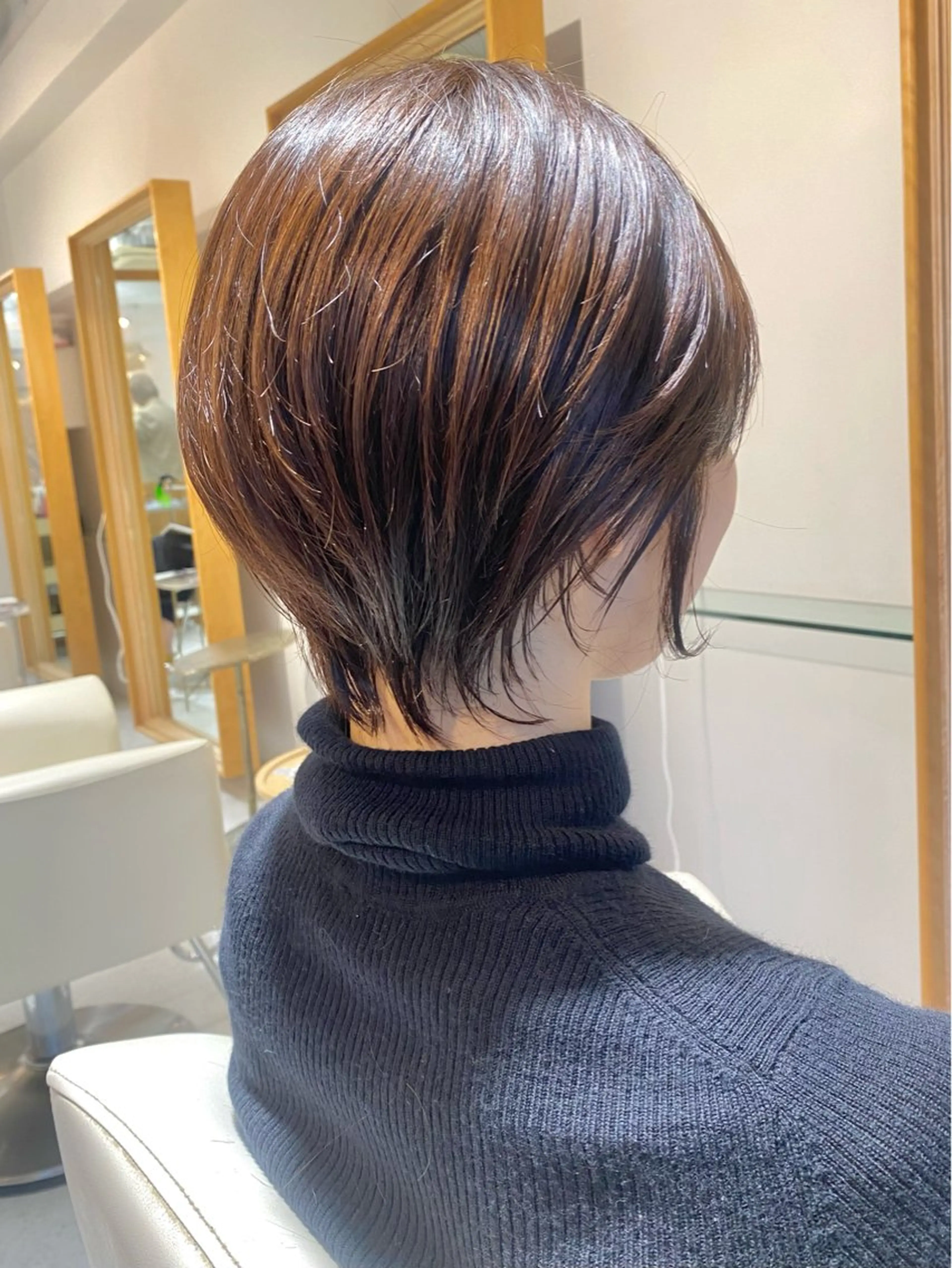 ショート カラー カット ヘアカラー トリートメント 安永 涼のヘアスタイル