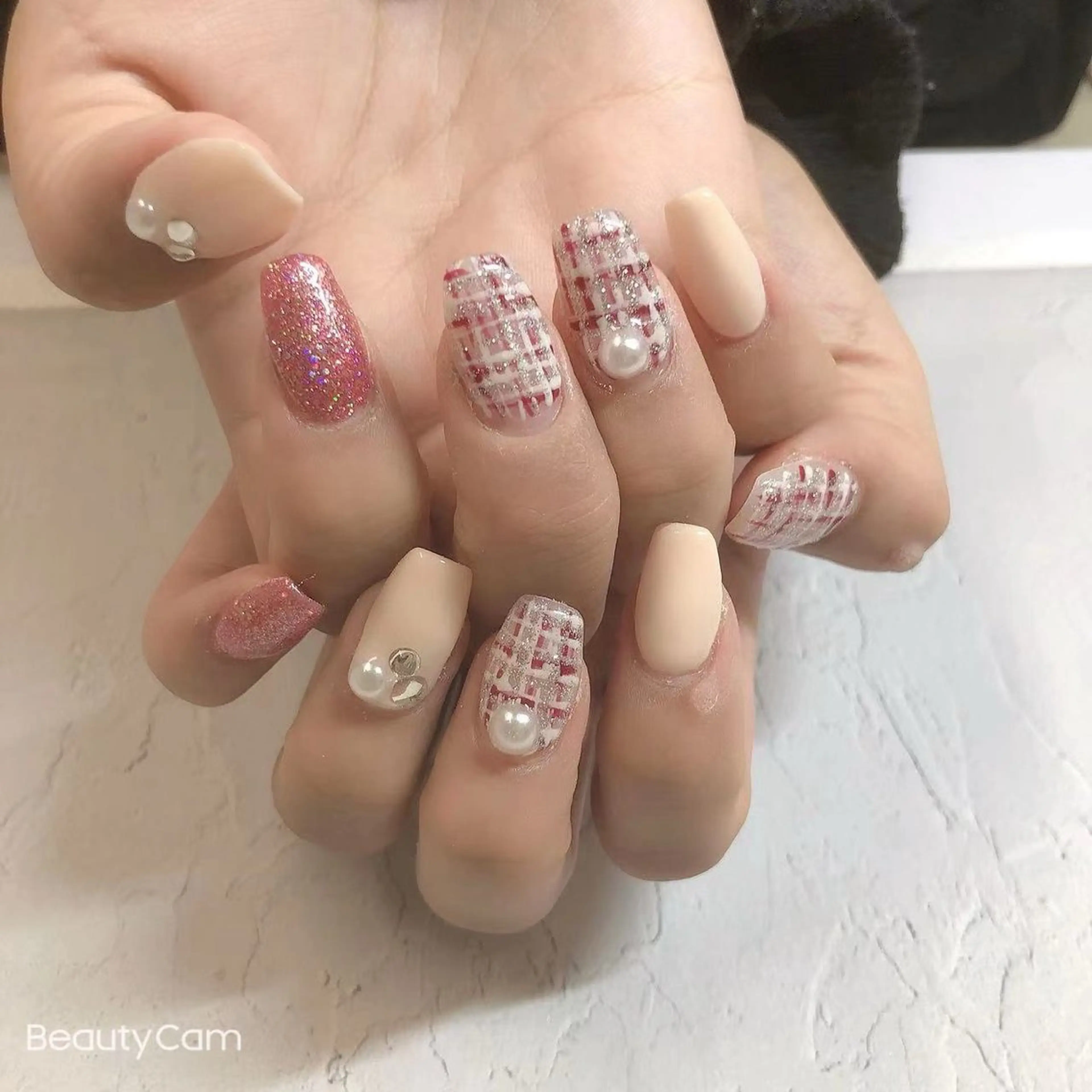 ネイル Minoan Tのネイルデザイン