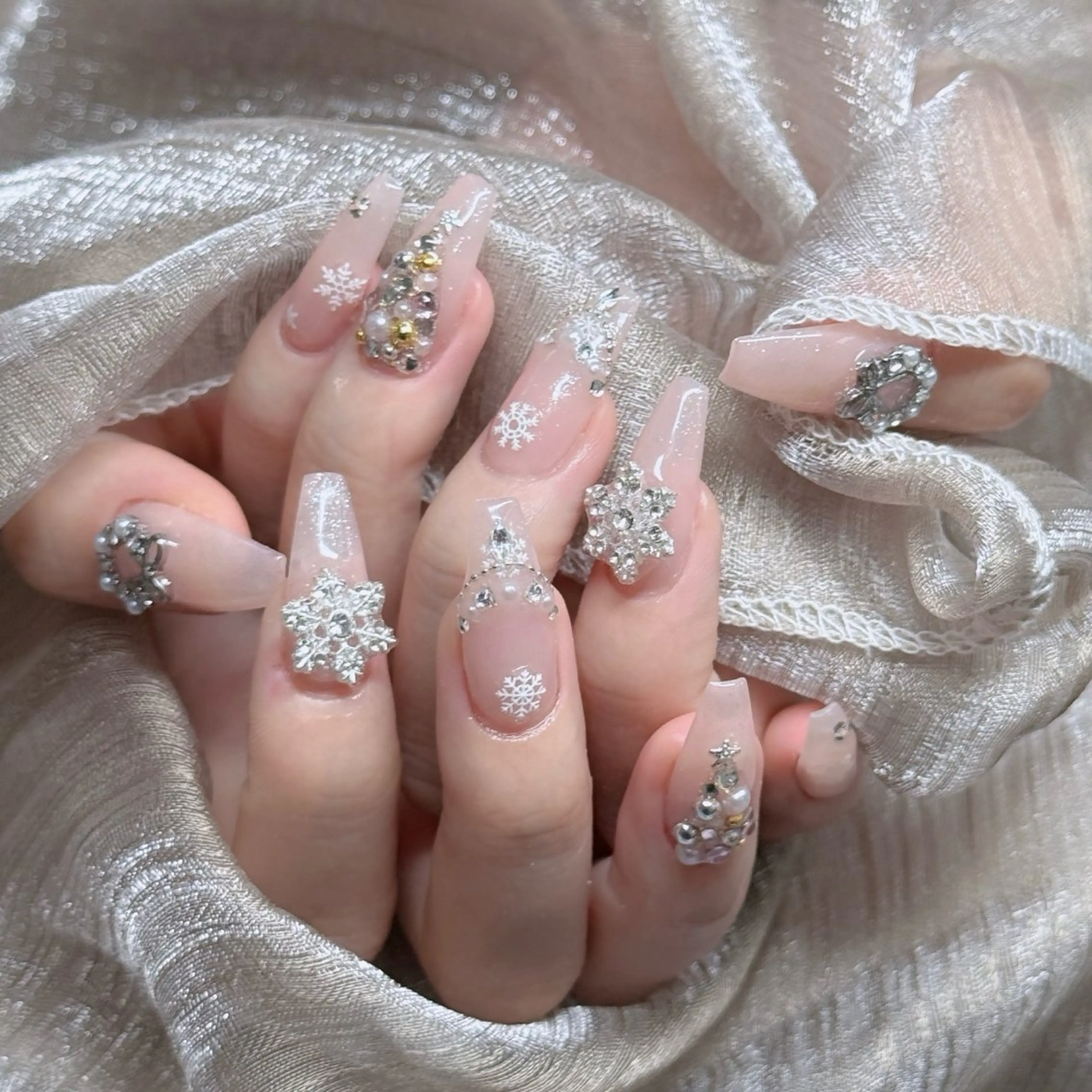 ネイル ロングネイル マグネットネイル リボン 夏ネイル スーパーロングネイル ハンドネイル Hani Nail XUKAのネイルデザイン