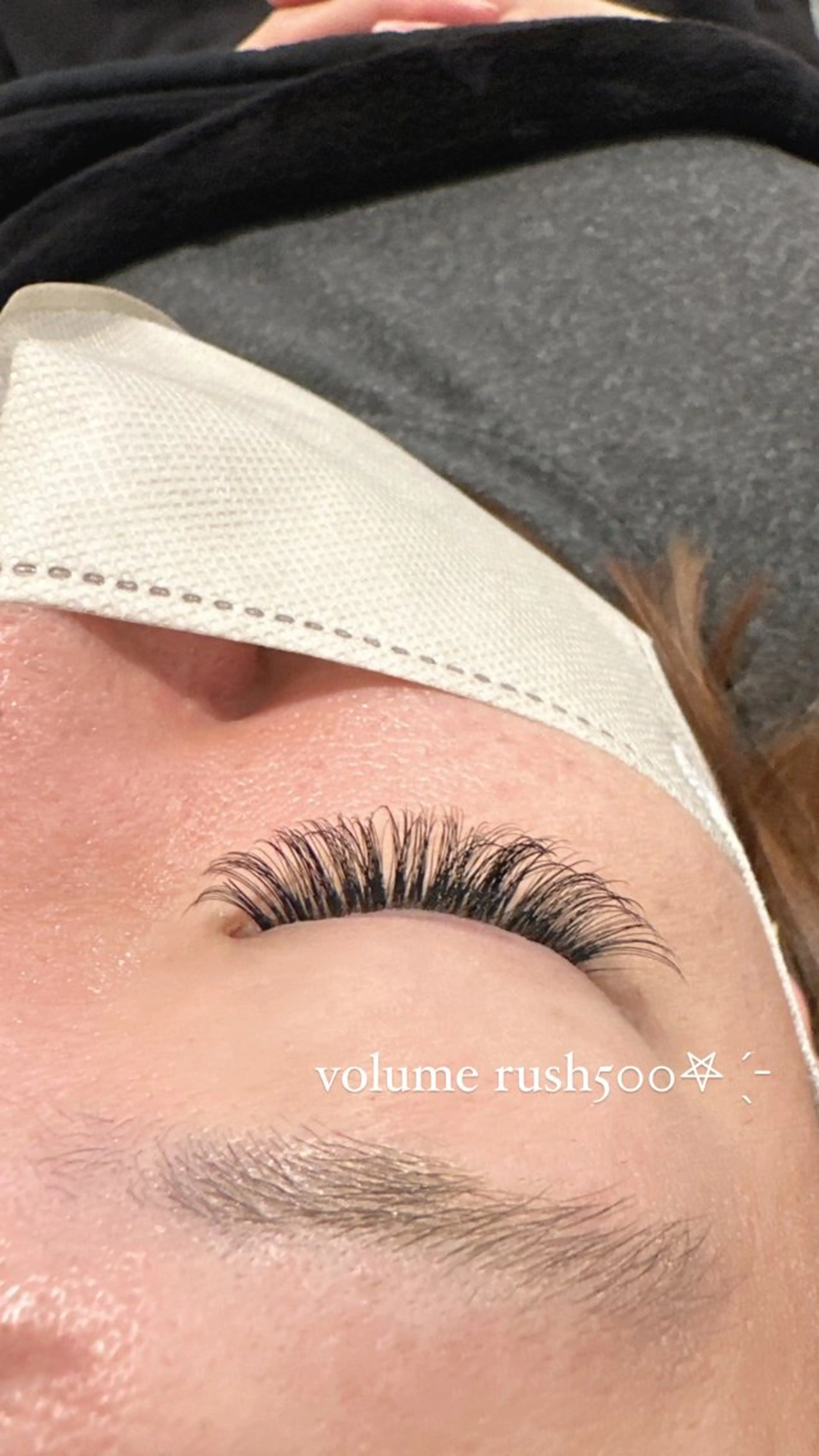 マツエク・マツパ ボリュームラッシュ Moana　eyelash by HEADLIGHT 武蔵小杉店所属・momoka .⋆𝜗𝜚の眉毛・アイブロウイメージ