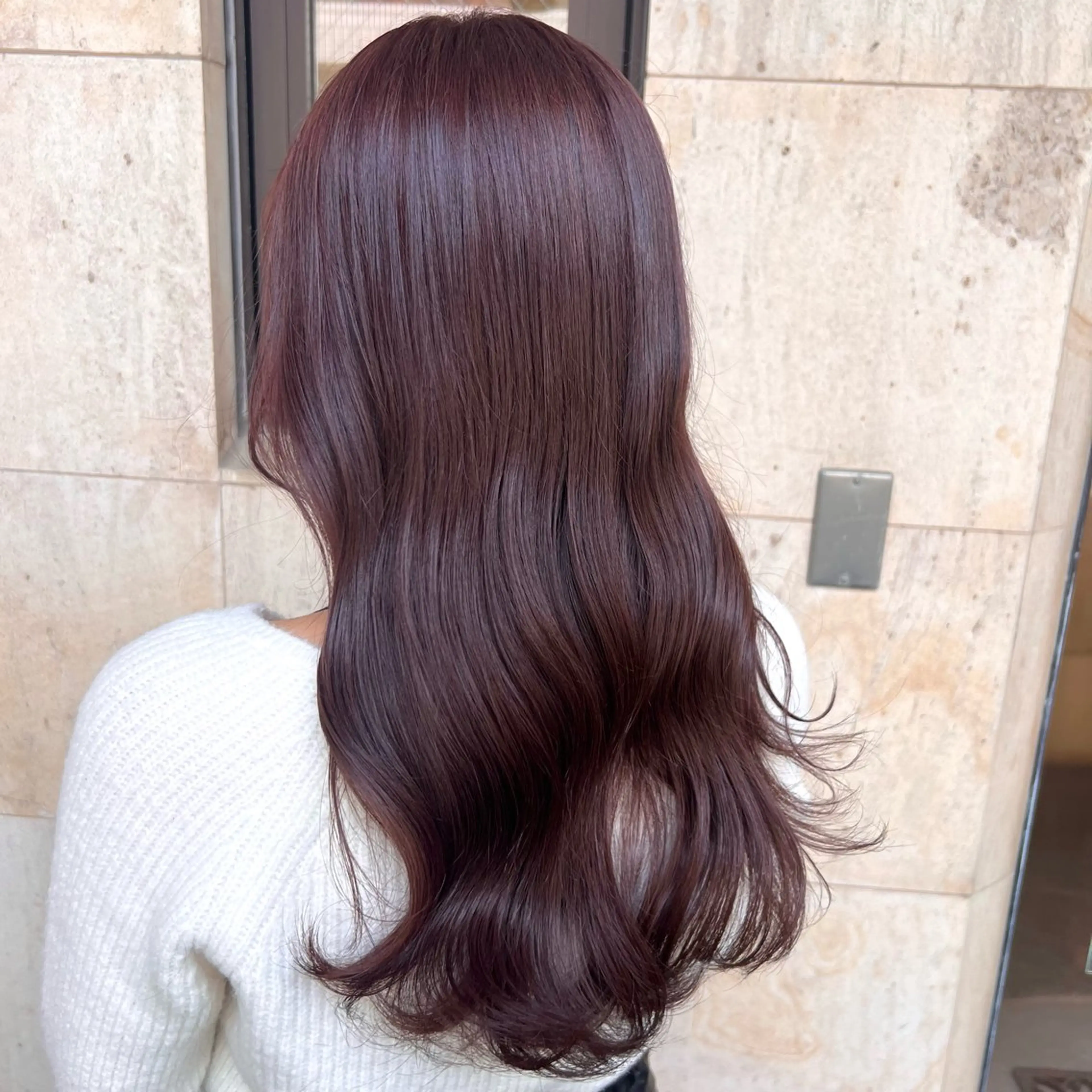ロング カラー 切りっぱなしボブ ブリーチ ブラウンカラー 透明感カラー ダブルカラー ヘアカラー トリートメント ヘッドスパ ヘアセット Wカラー/髪質改善/ 艶カラー🩶Sanaのヘアスタイル