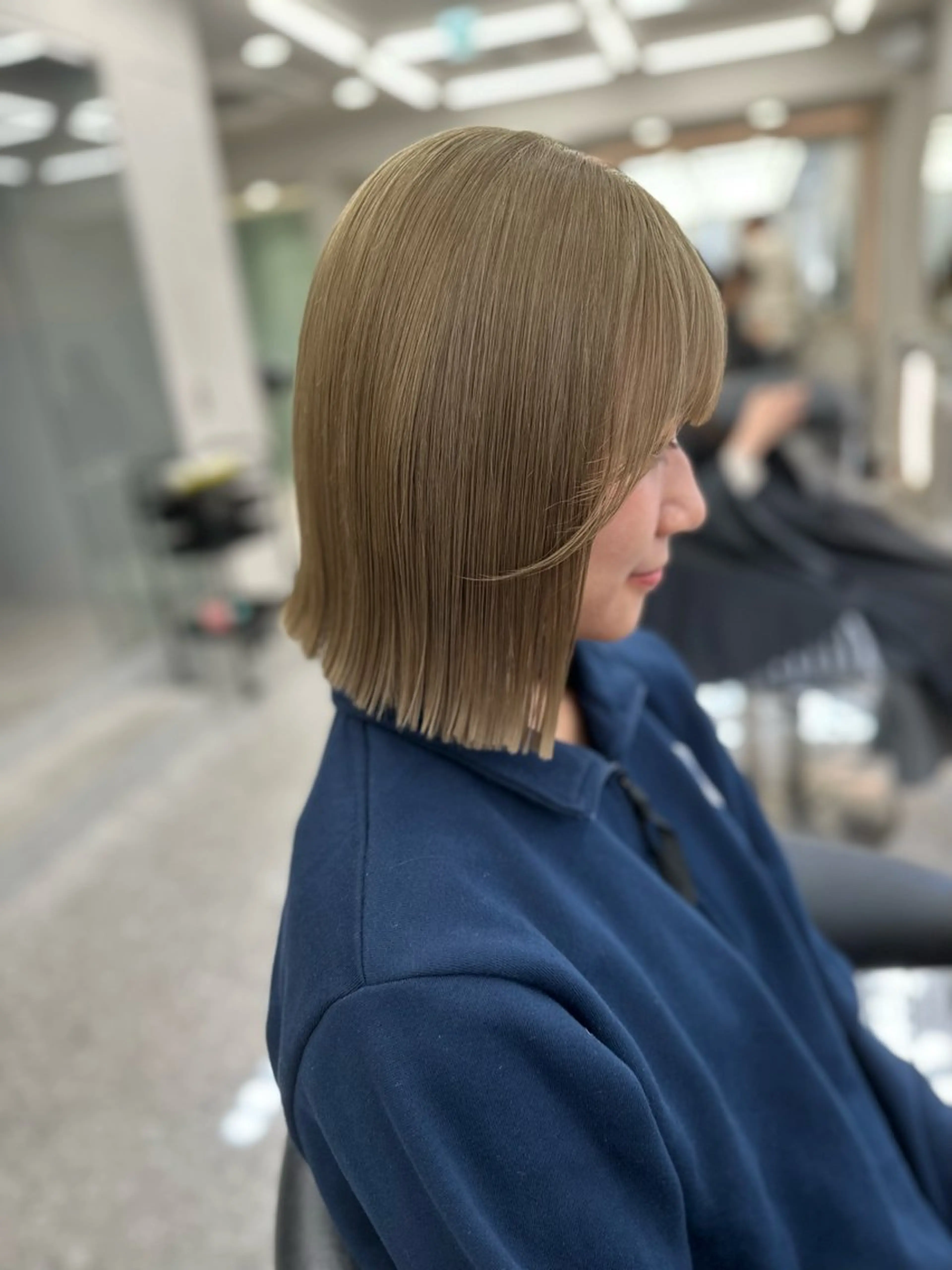 ミディアム ボブ エクステ 顔周りカット 髪質改善 韓国風ヘア カット ヘアカラー トリートメント Lond  lea 🦋ayana🦋のヘアスタイル