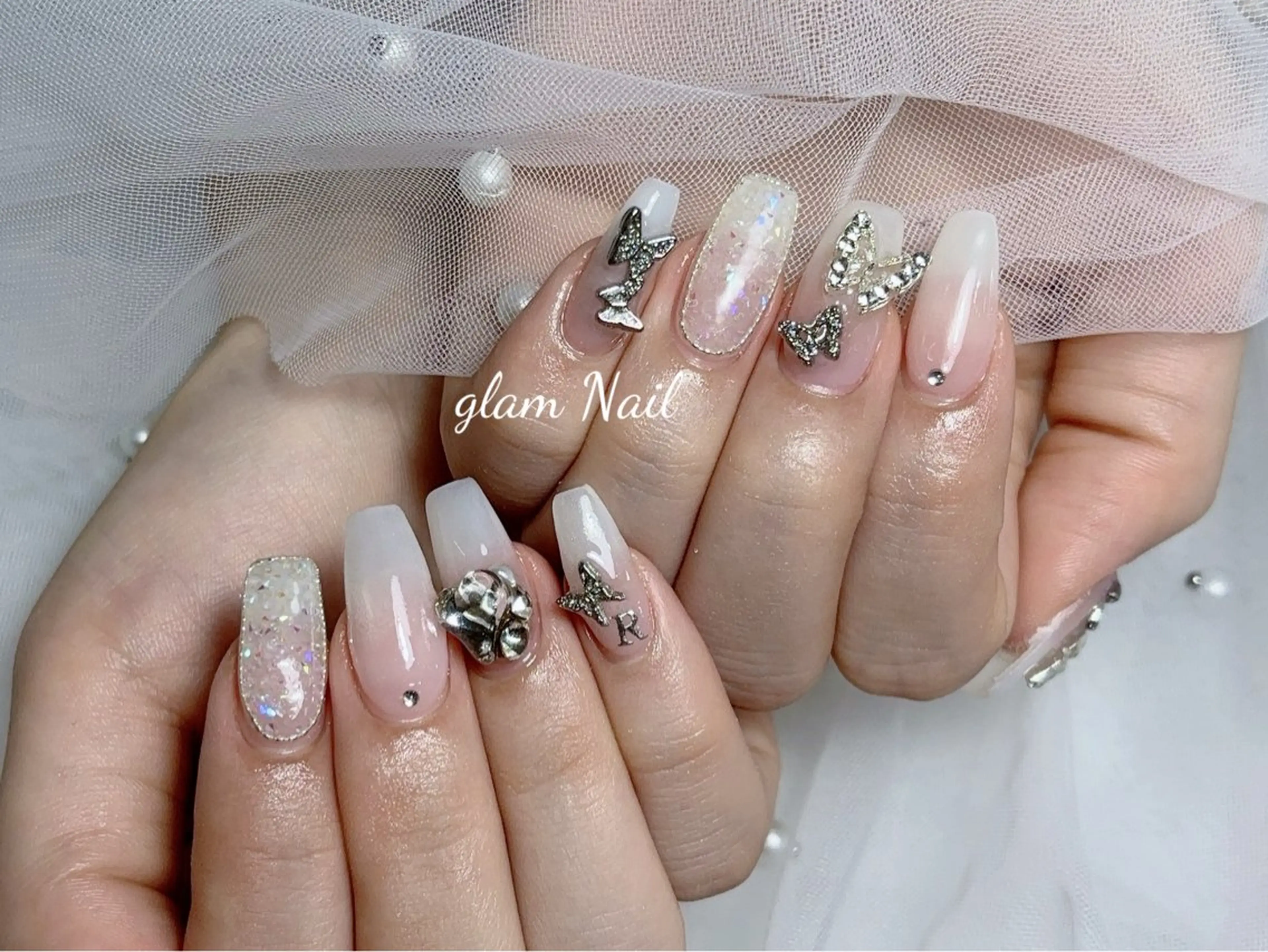 ネイル エツメ💅 長さだし🎀デザインのネイルデザイン