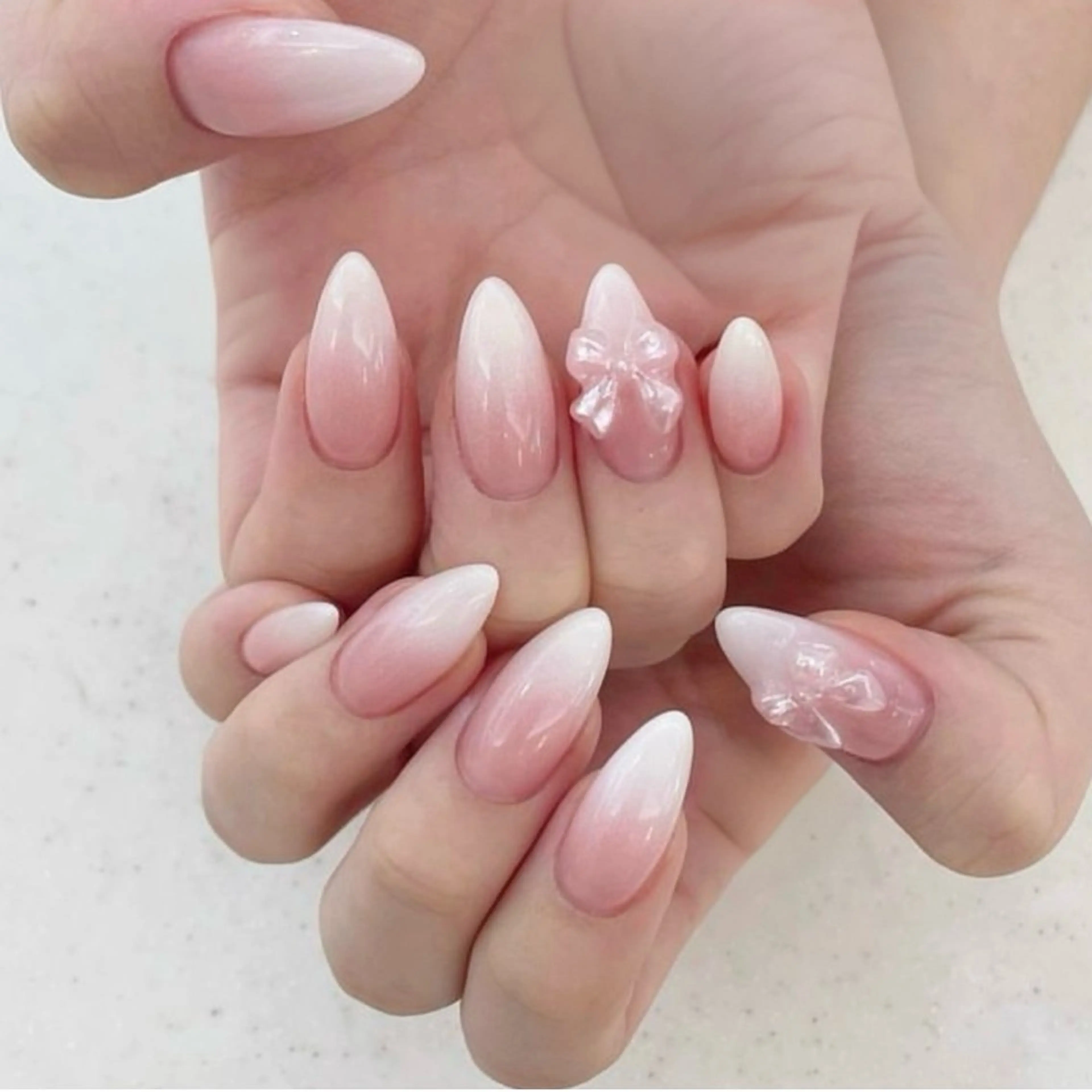 ネイル アートネイル フレンチネイル ジェルネイル グラデーション 韓国ネイル ハンドネイル ハンドケア Lala Nails所属・Lala Nailsのネイルデザイン