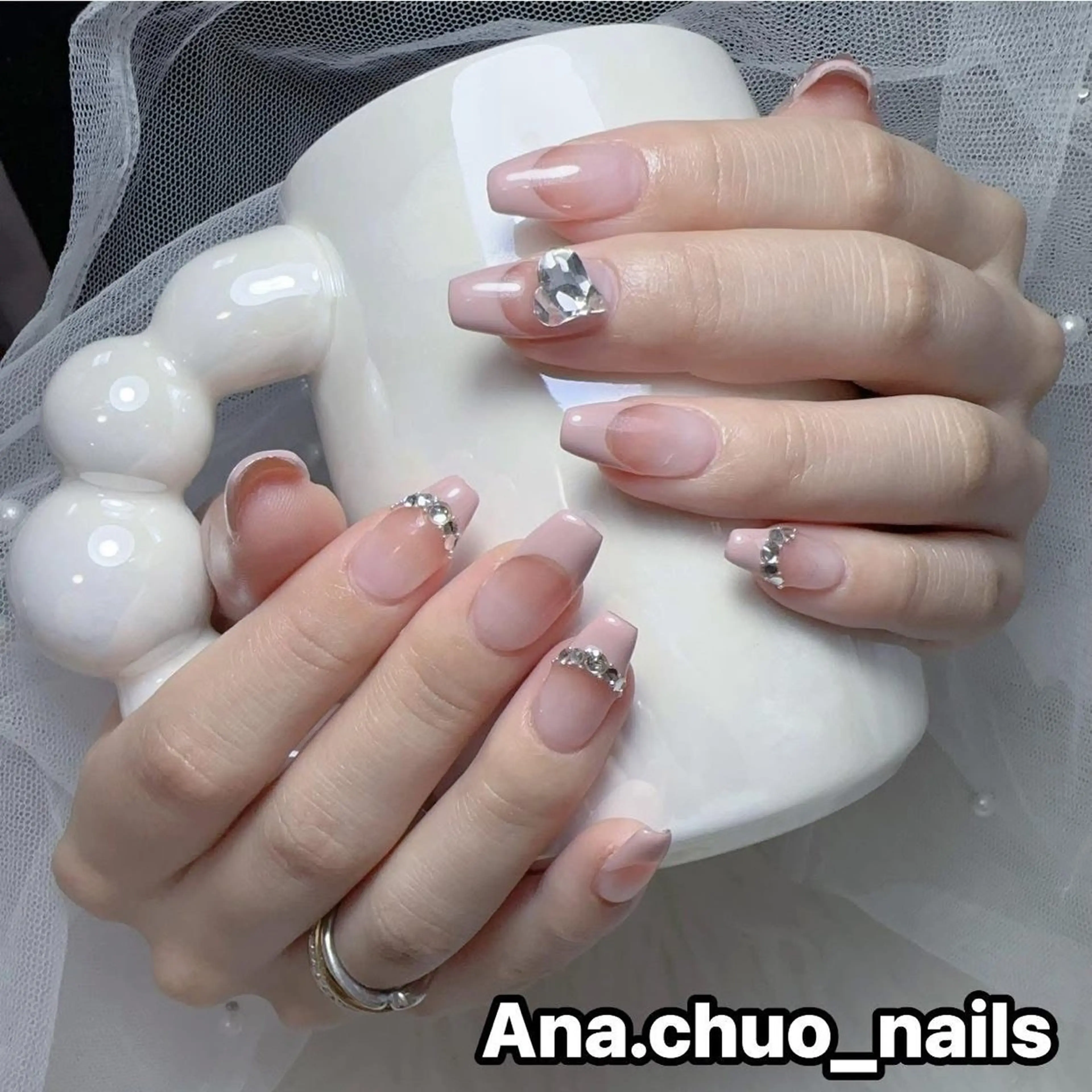 ネイル Rose Ana.Chuoのネイルデザイン