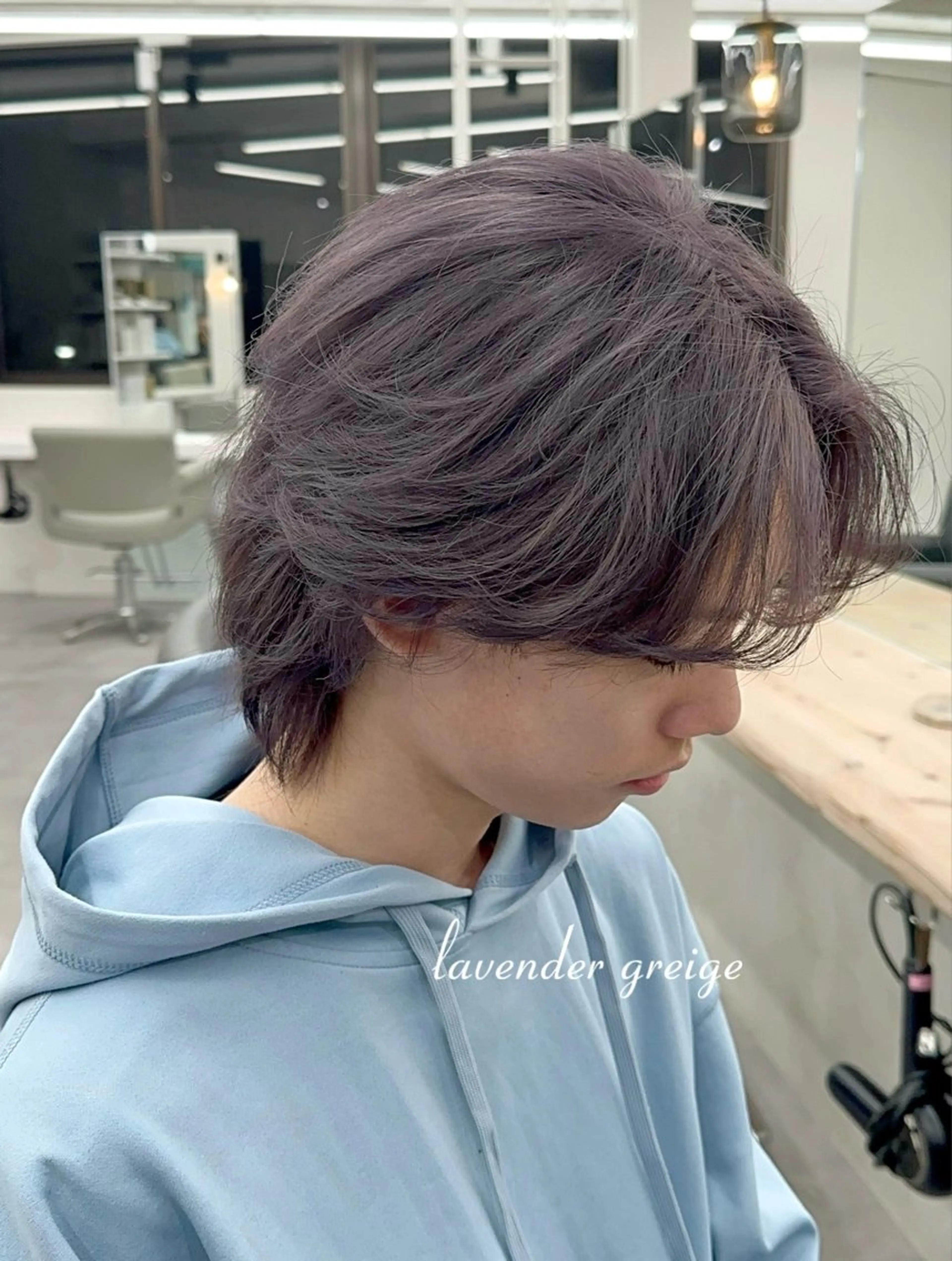 ミディアム カラー メンズ メンズブリーチ メンズハイトーン ベージュカラー ブリーチ ブロンド Beleza Shibuya所属・ヒロミ/ミルクティー /ブロンド/ピンクのヘアスタイル