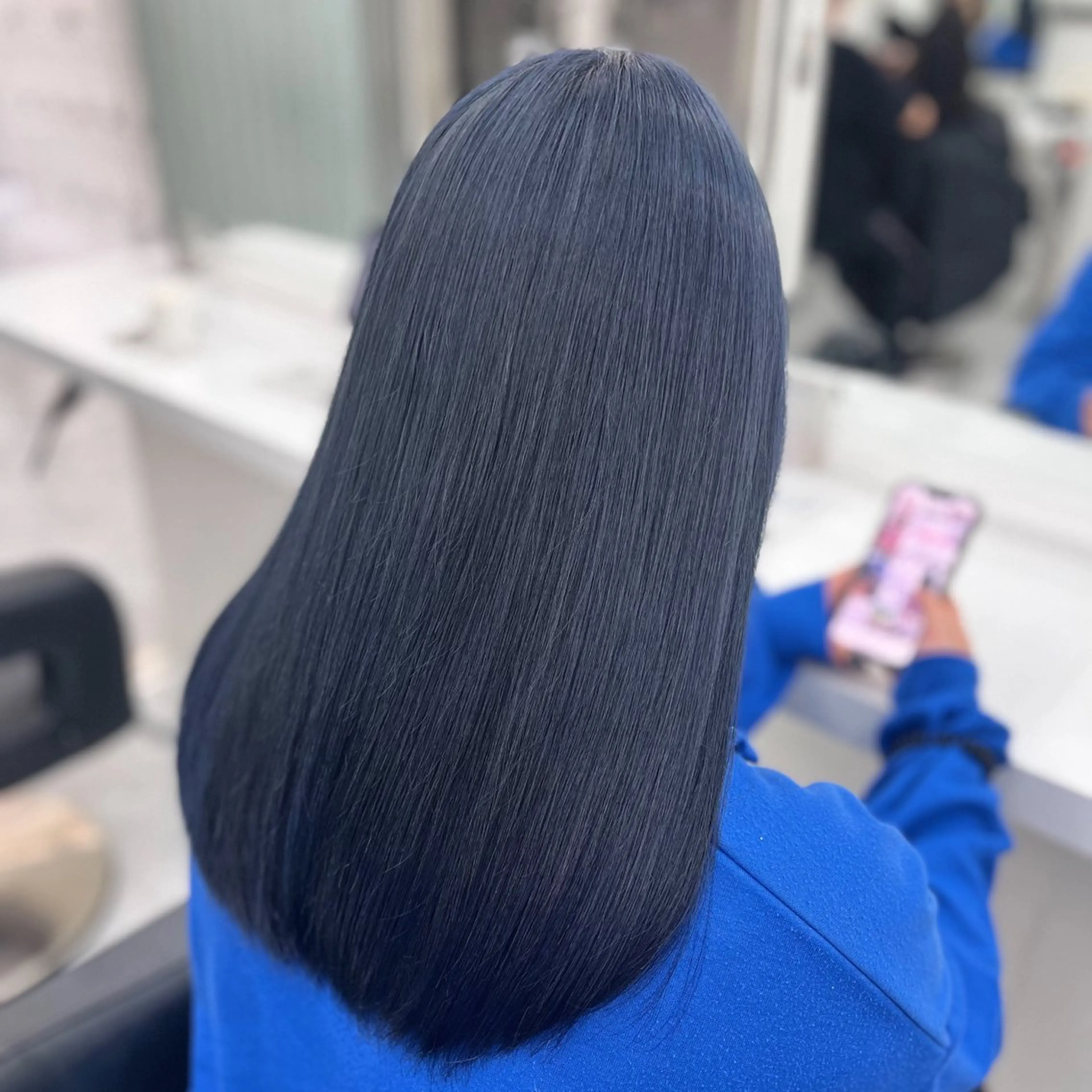 カラー 🩶niina 暗髪韓国系カラー🩶のヘアスタイル