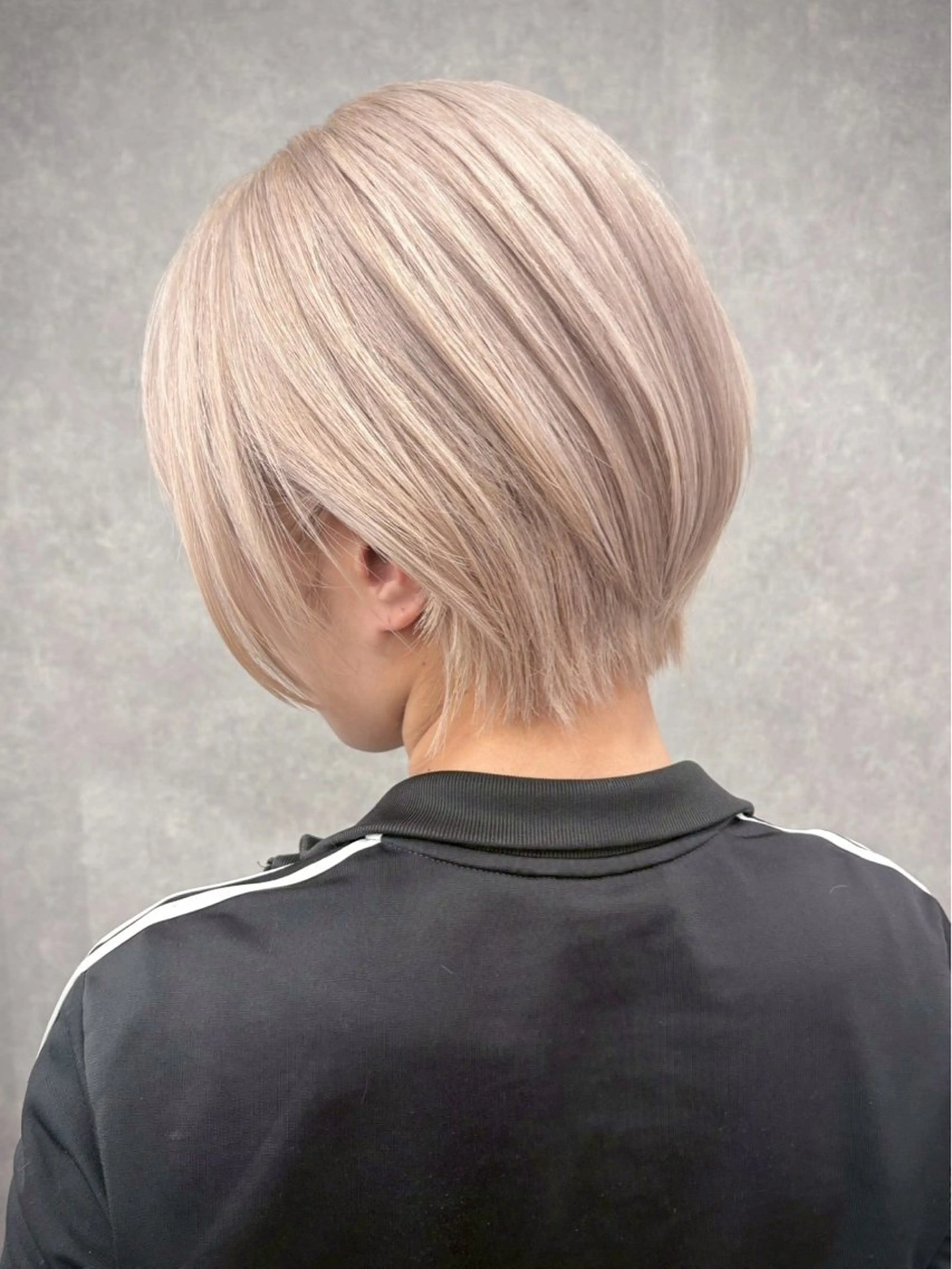 ショート カラー ヘアカラー いろあそび 八王子所属・きぃちゃん/八王子 /ハイトーンカラーのヘアスタイル