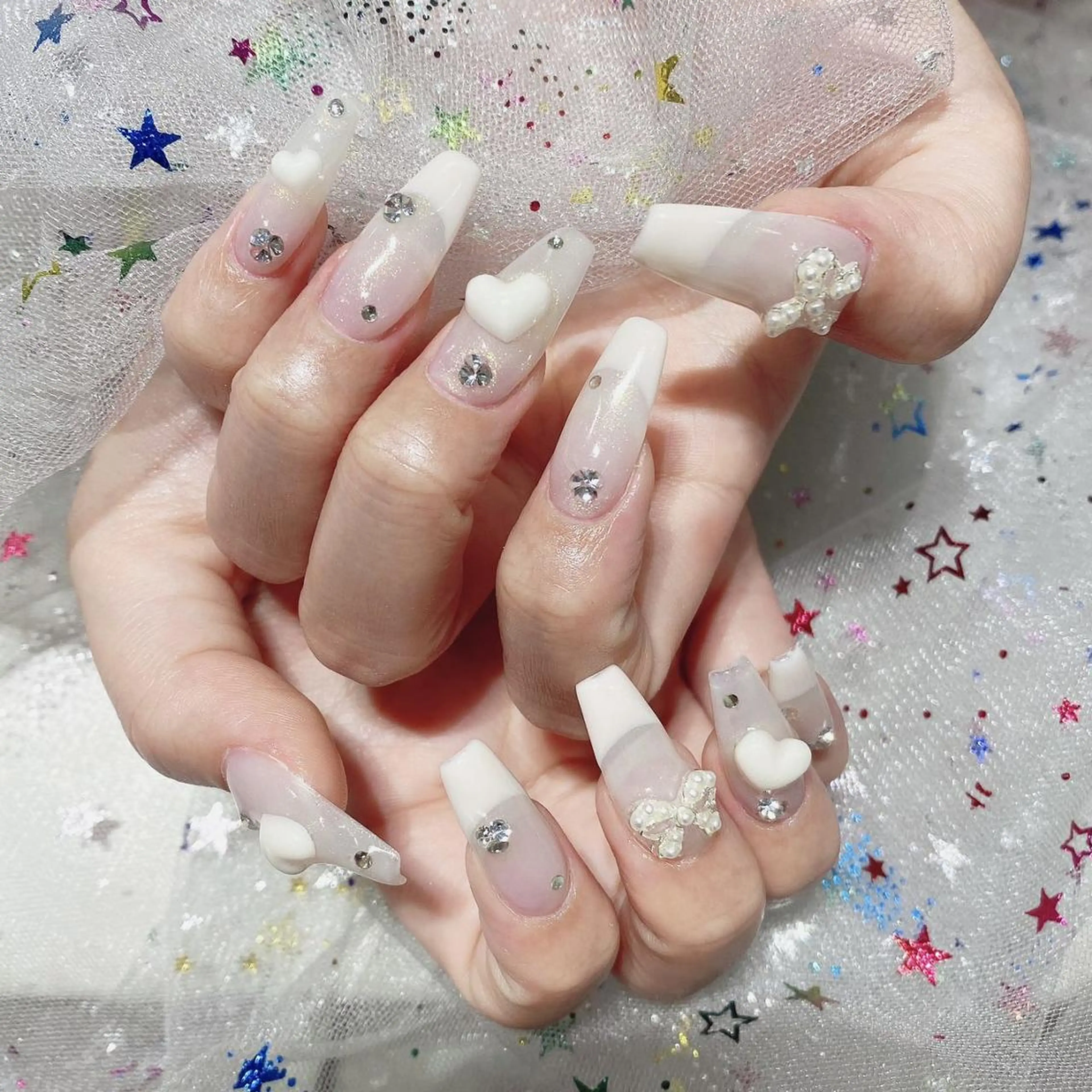 ネイル ハンドネイル Queens テイのネイルデザイン