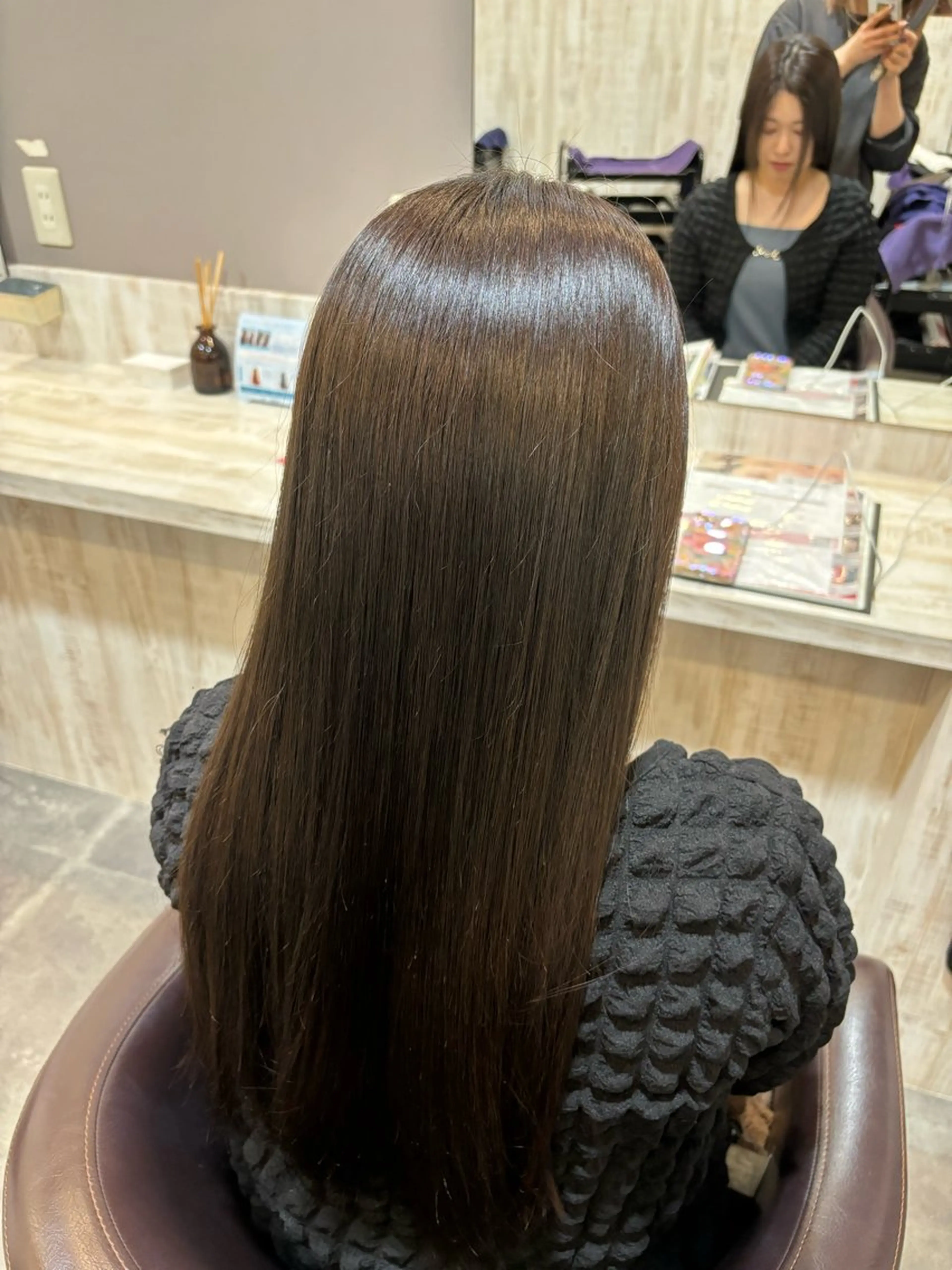 ロング ヘアカラー トリートメント 平瀬 胡桃のヘアスタイル