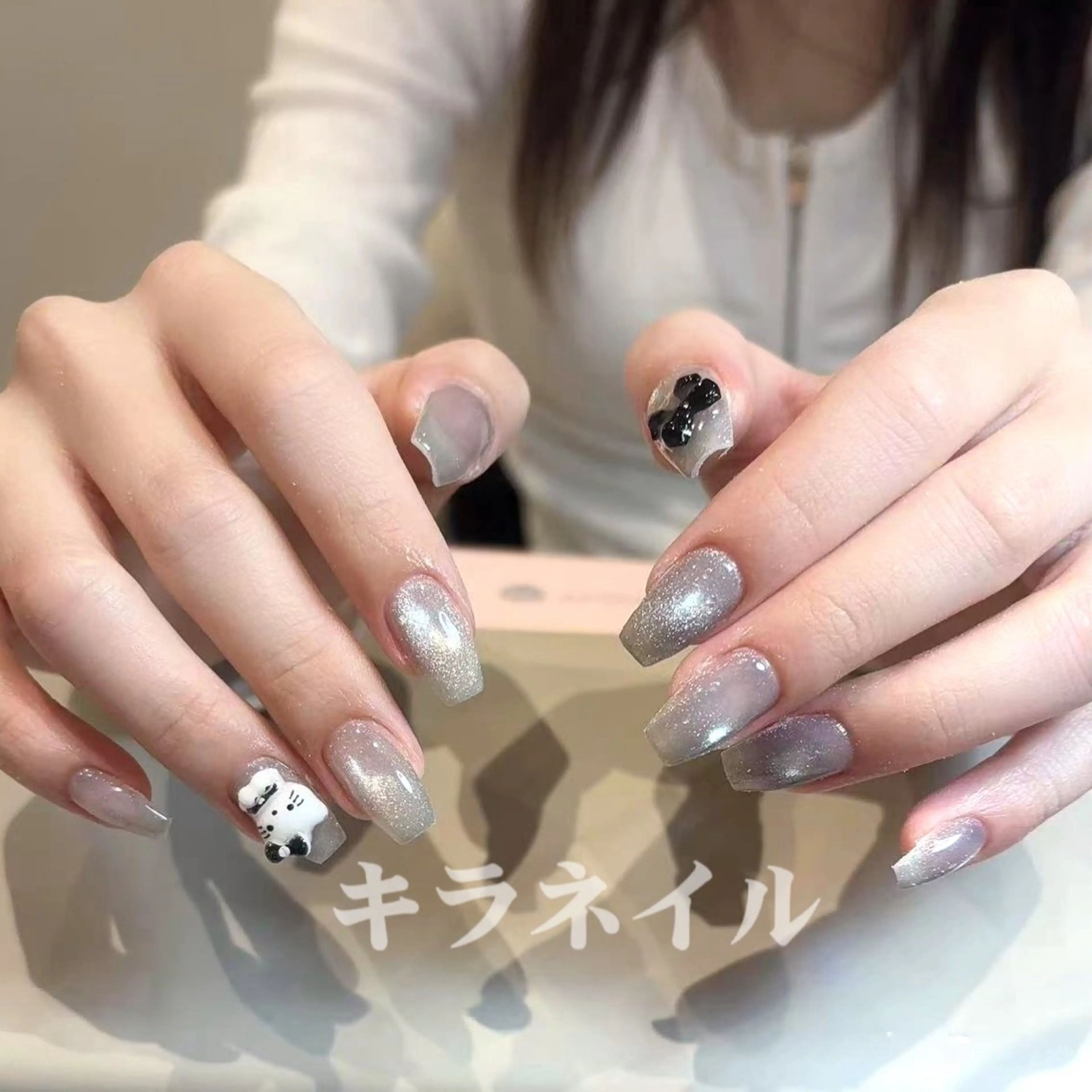 ネイル ハンドネイル 💗キラネイル💗 モチ最高のネイルデザイン