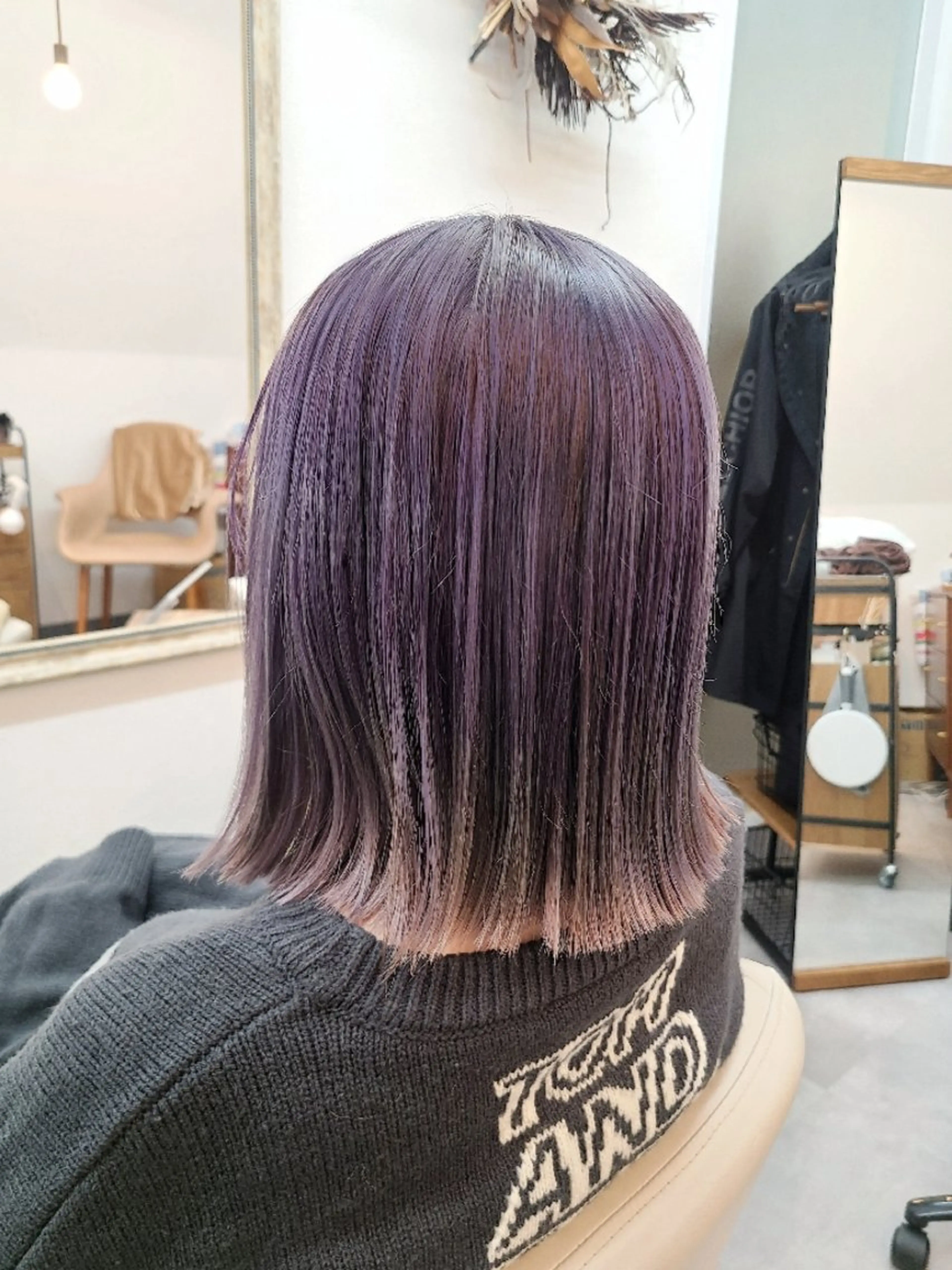 カラー ミディアム ブリーチ パープルカラー yolo.所属・夜特化型ヘアサロン 𓃱yolo.タナベのヘアスタイル