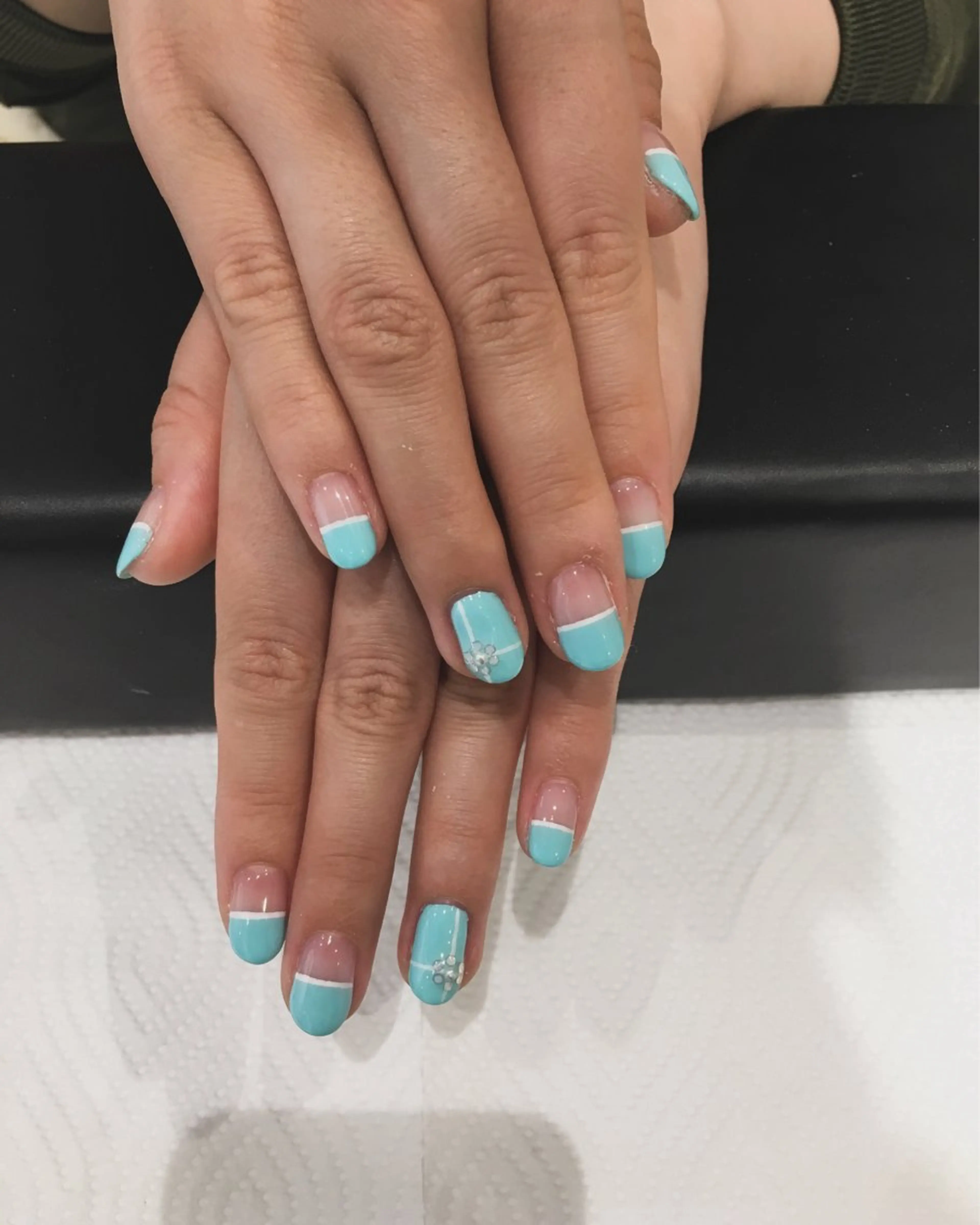 ネイル フレンチネイル ジェルネイル キラキラネイル ワンカラーネイル 夏ネイル ハンドネイル N's Nailのネイルデザイン