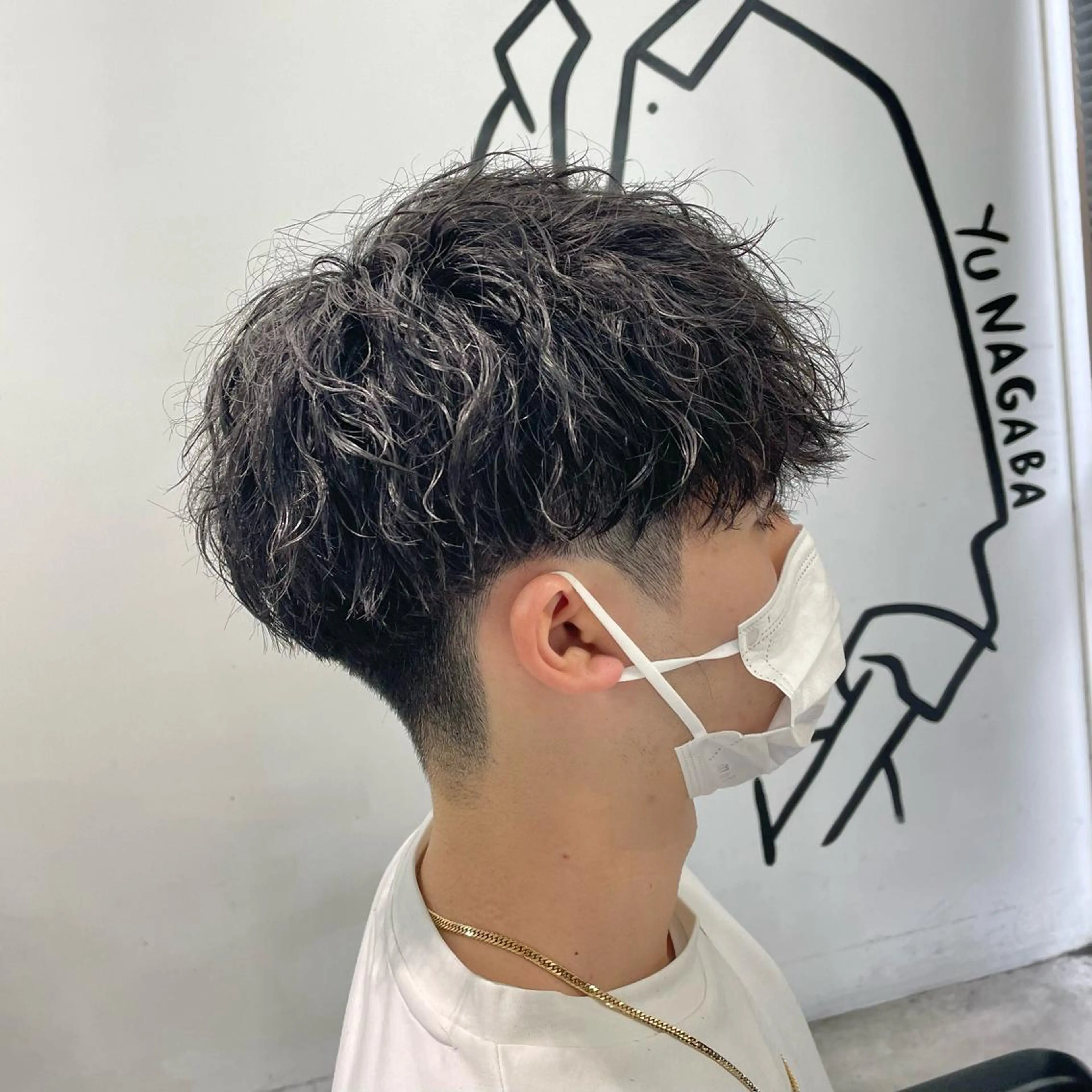 ショート パーマ メンズ メンズパーマ メンズツイストパーマ ツイストパーマ カット パーマ メンズ特化美容師/ 藤戸 椋のヘアスタイル