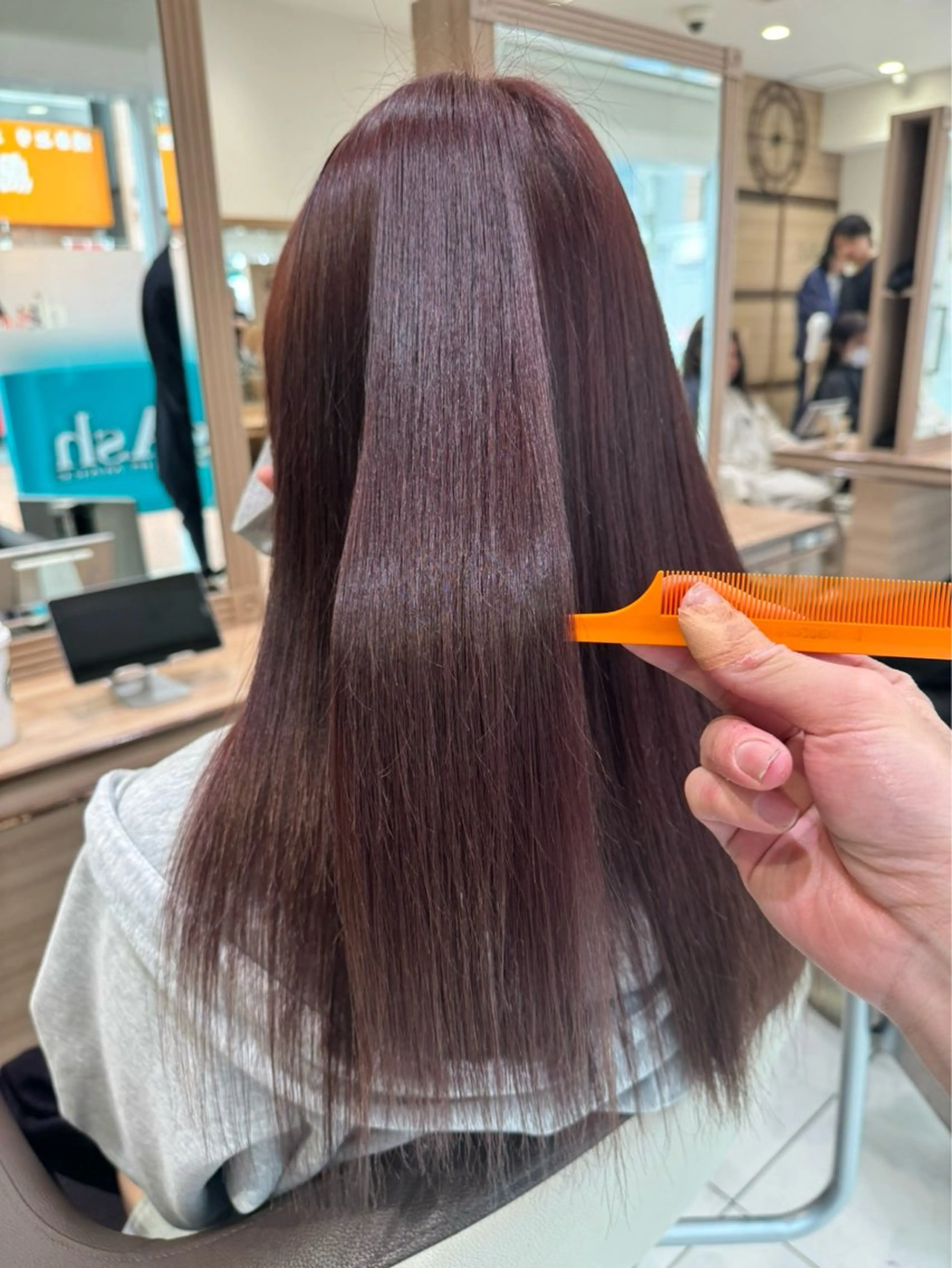 カラー 中溝有紗🐰透明感 カラー・メンズパーマのヘアスタイル