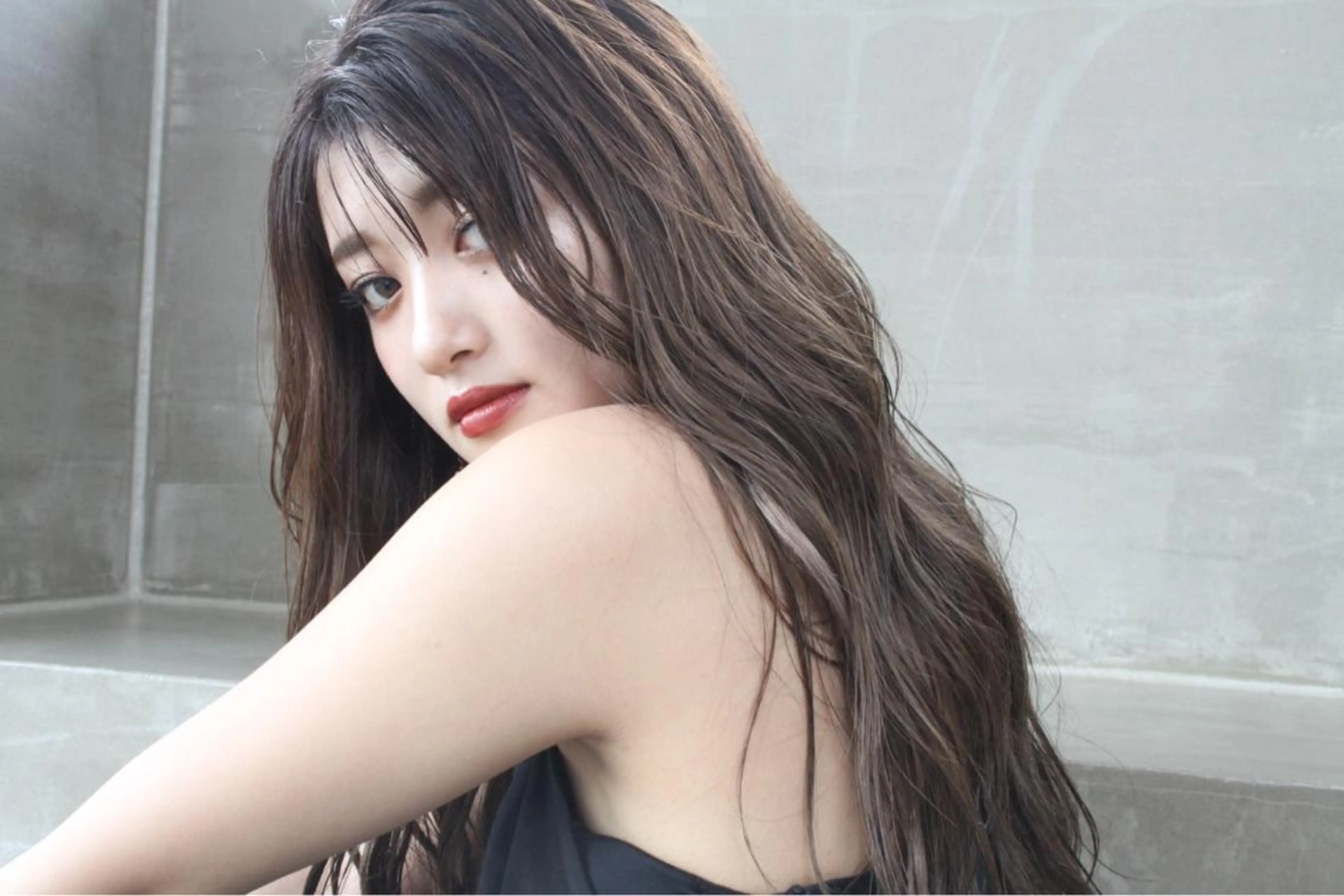 ロング カラー アッシュ アッシュブラウン ブラウンカラー YU KIのヘアスタイル