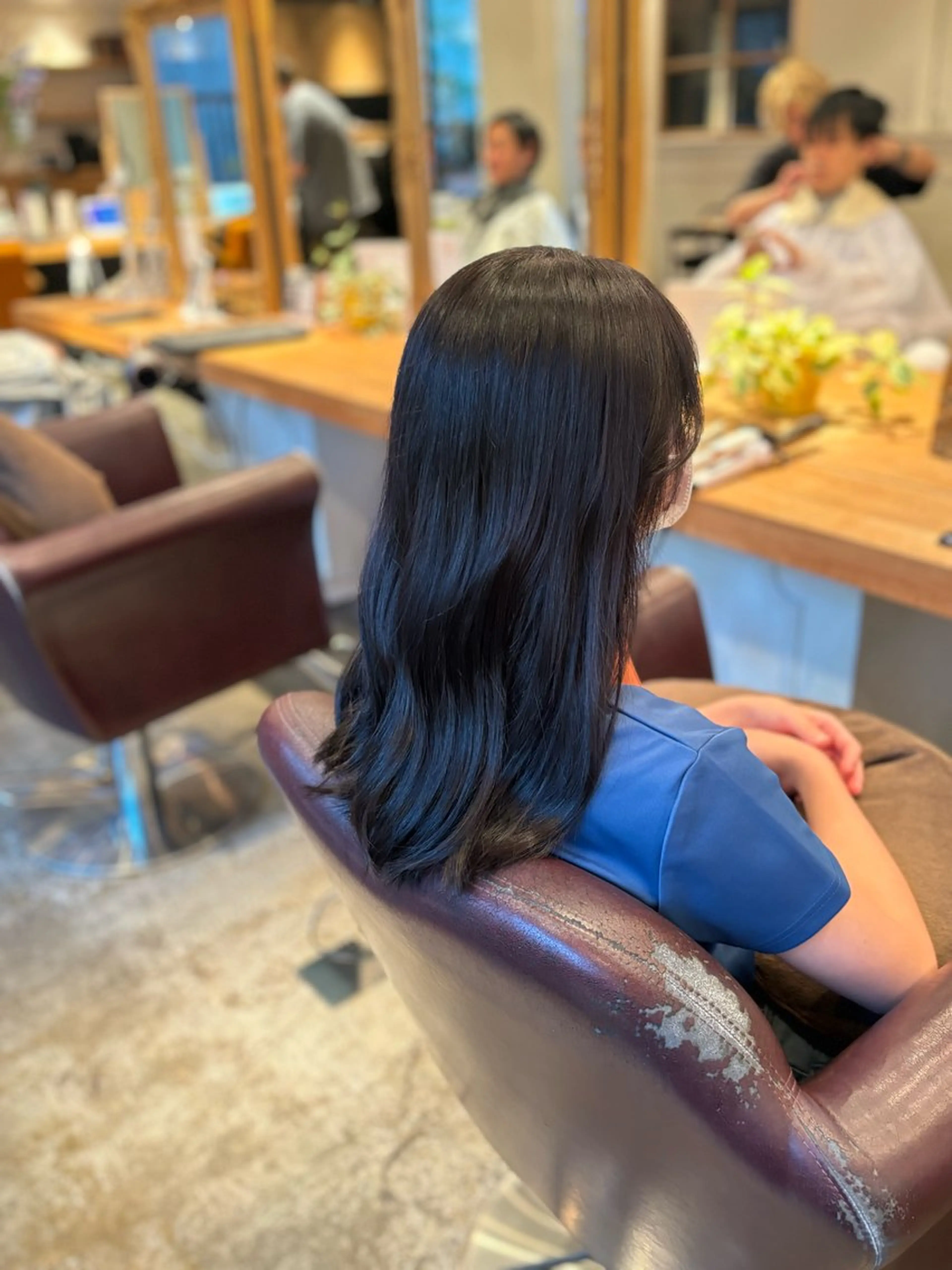 セミロング カラー 髪質改善カラー ベージュ🤎YUMEのヘアスタイル