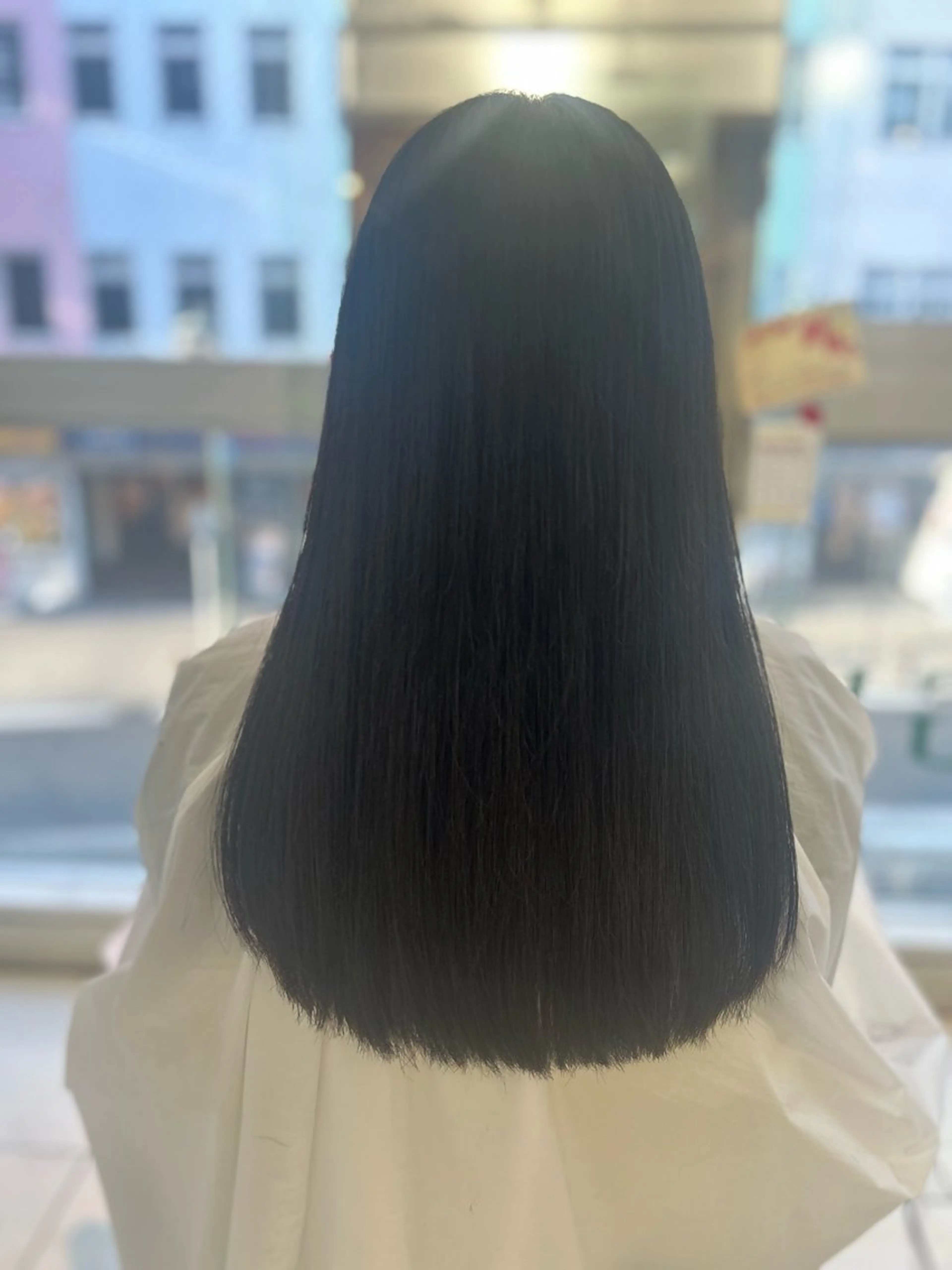 ロング 石井 くるみのヘアスタイル