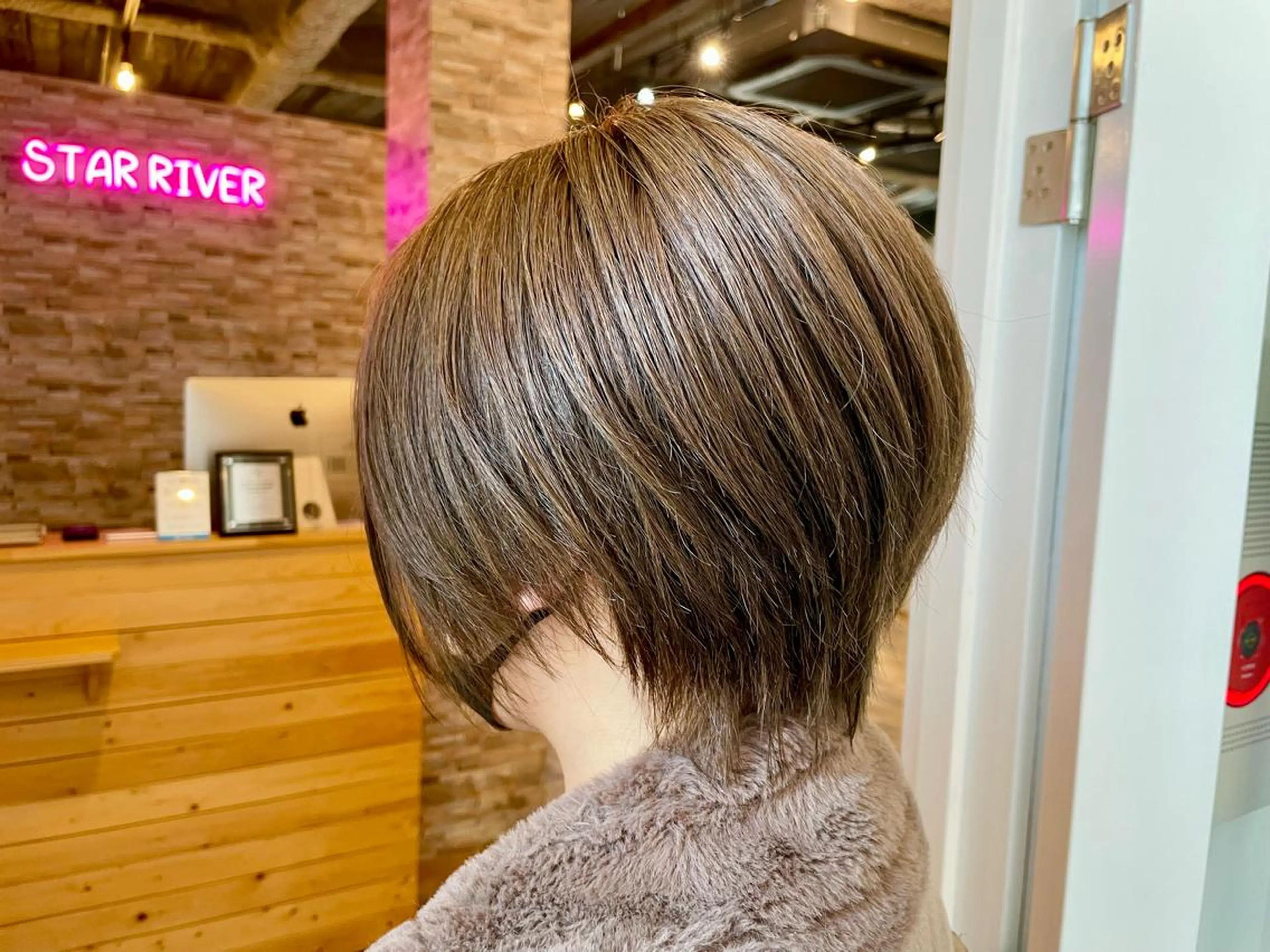 ショート SALOWIN心斎橋Suite店所属・ブリーチ毛にもできる 縮毛矯正|鷹司郎のヘアスタイル