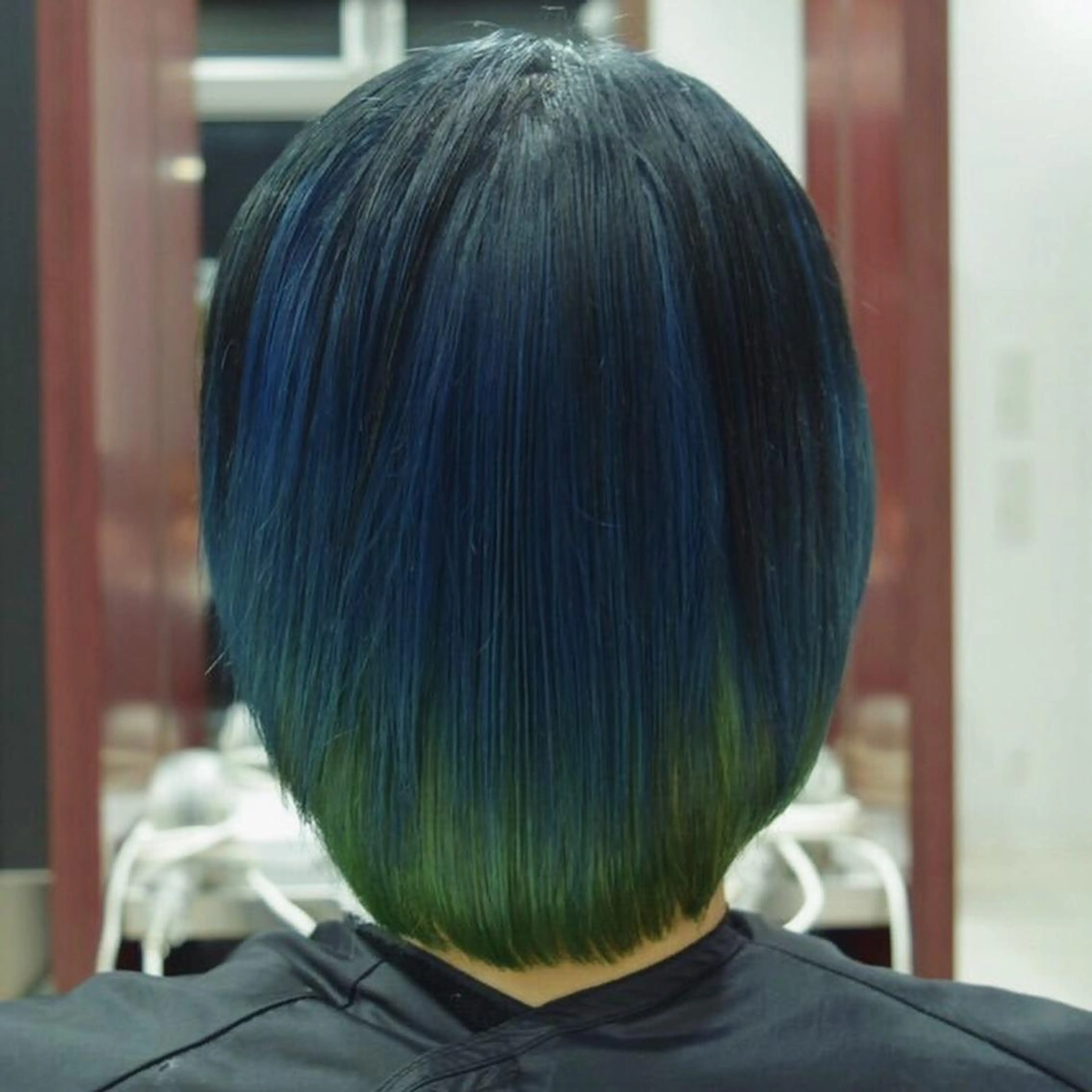カラー ブリーチ 佐山 聖玲奈のヘアスタイル